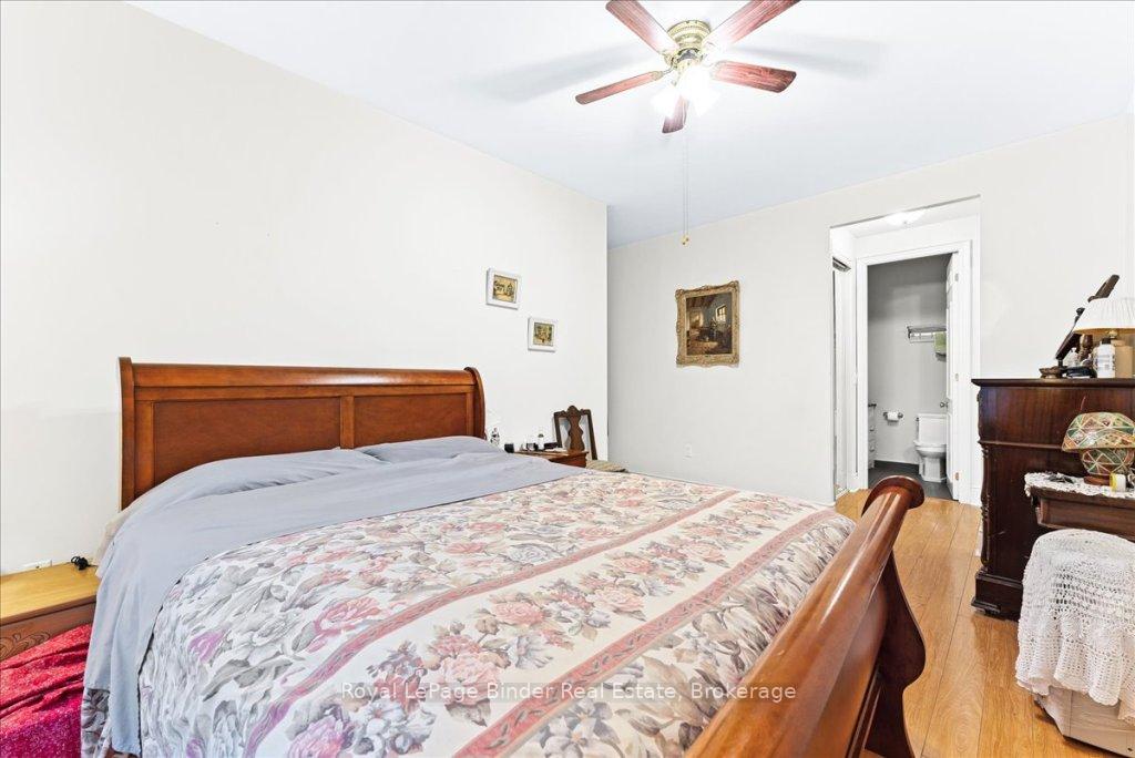 3 Bedrooms Condo at 88 Grandview,  Toronto For sale