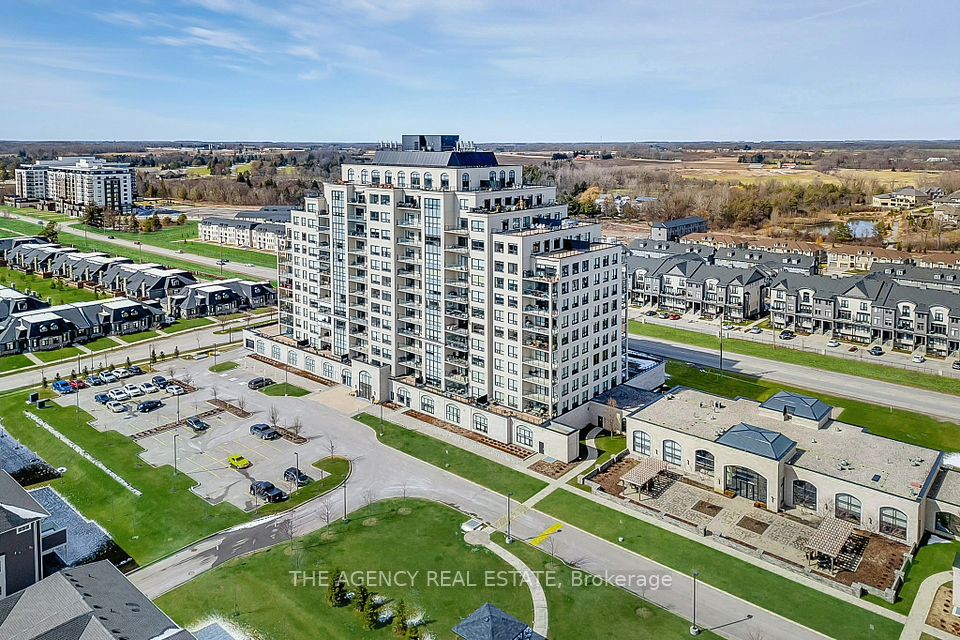 260 Villagewalk