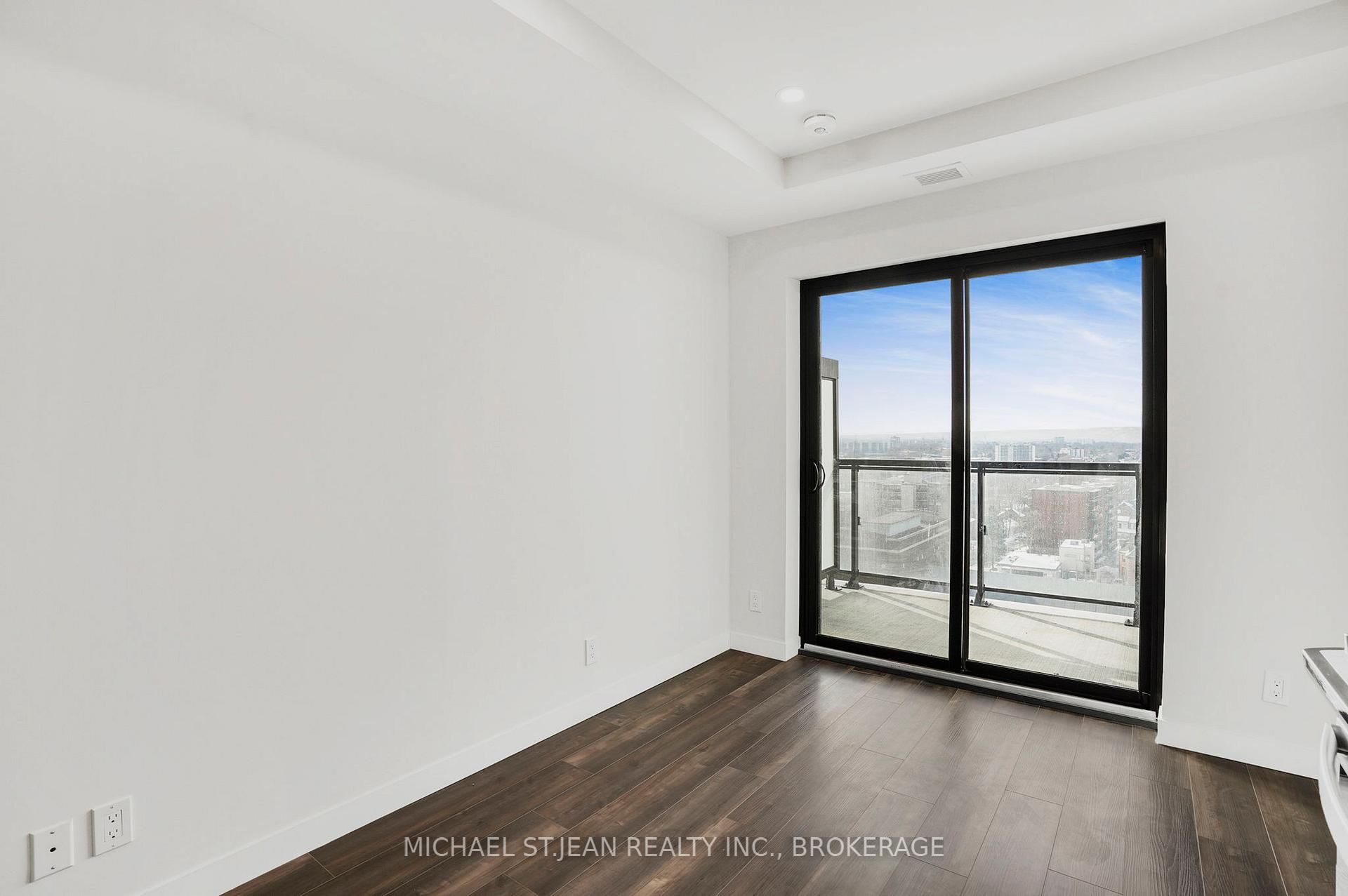 1 Bedroom Condo at 15 Queen,  Hamilton For sale