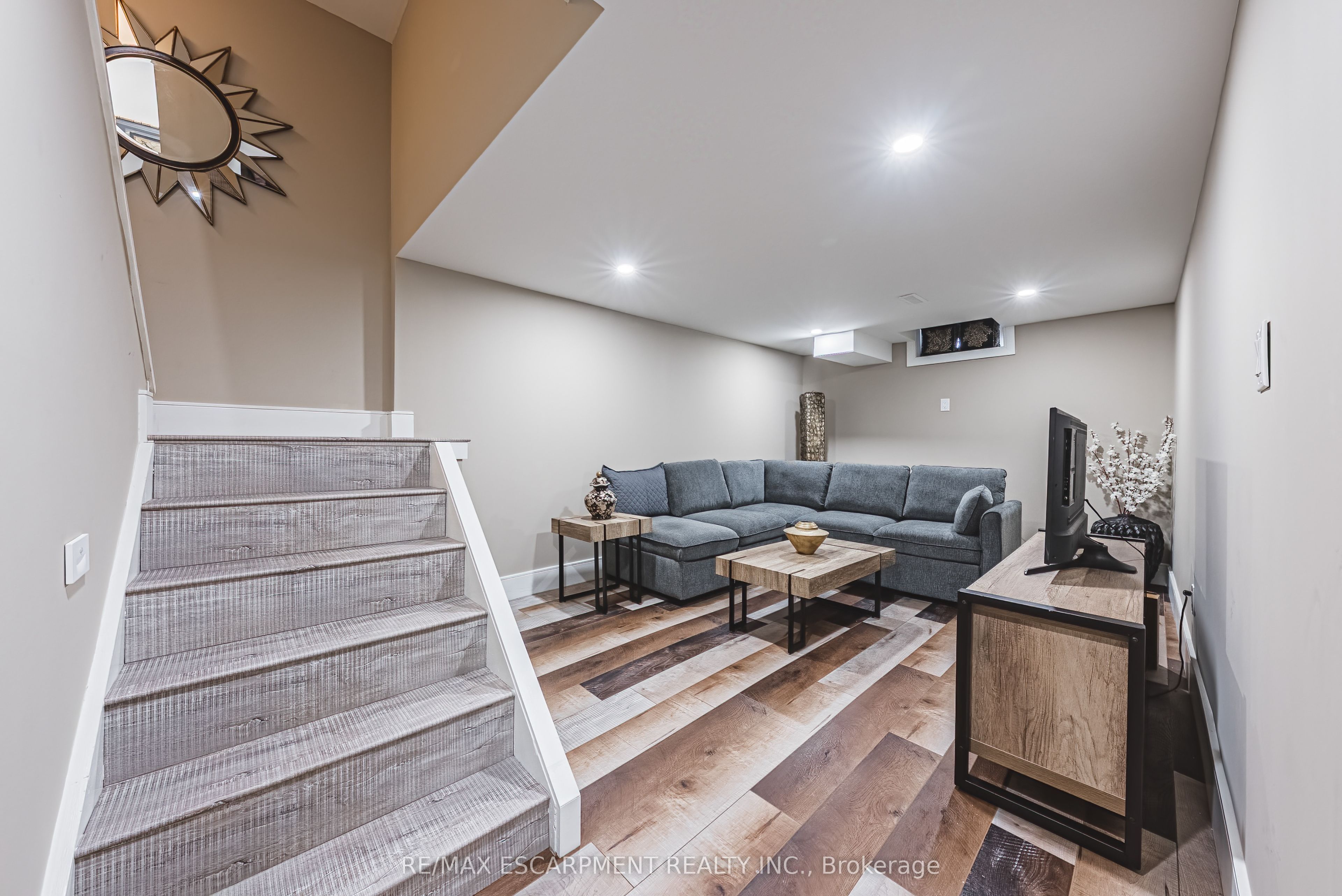 103 Broughton Avenue