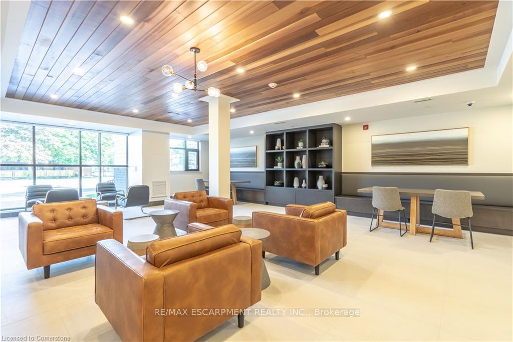 1 Bedroom Condo at 320 Plains, Burlington For sale