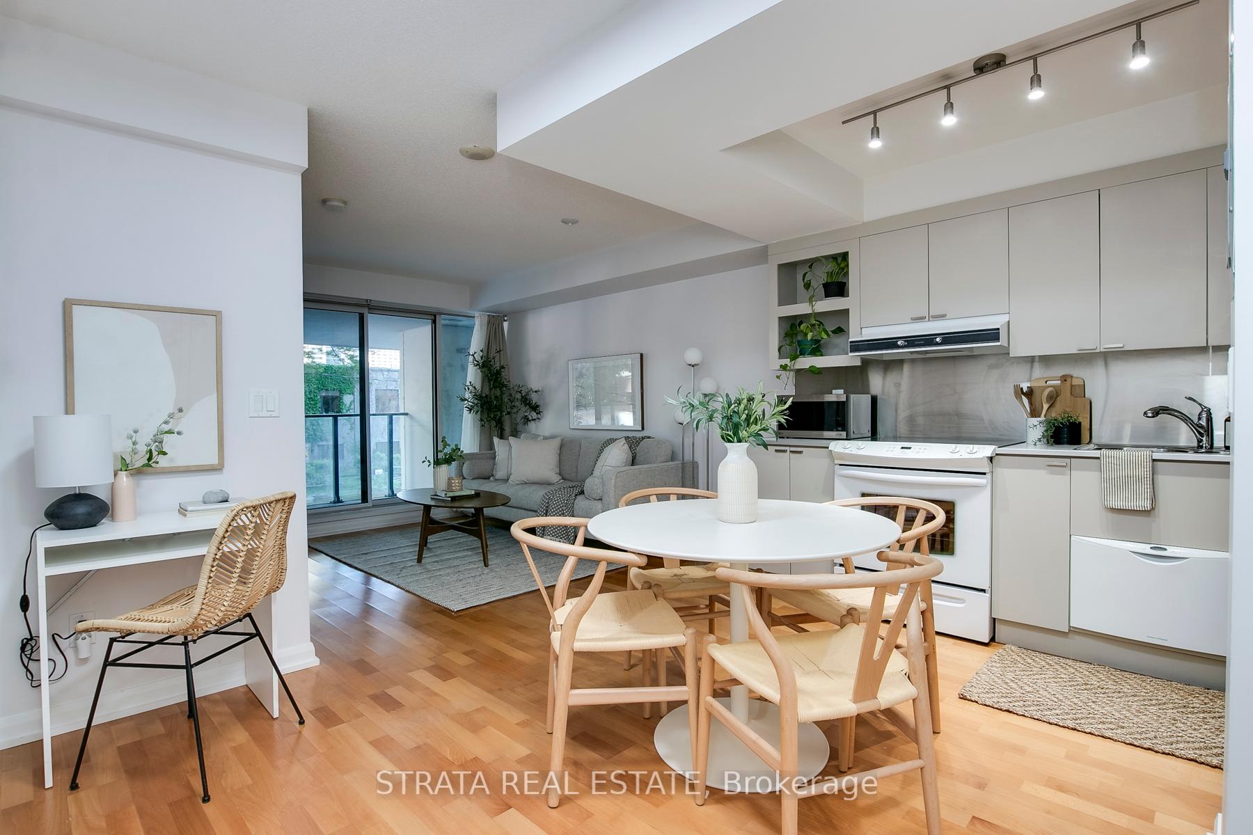 1 Bedroom Condo at 111 Elizabeth, Toronto For sale
