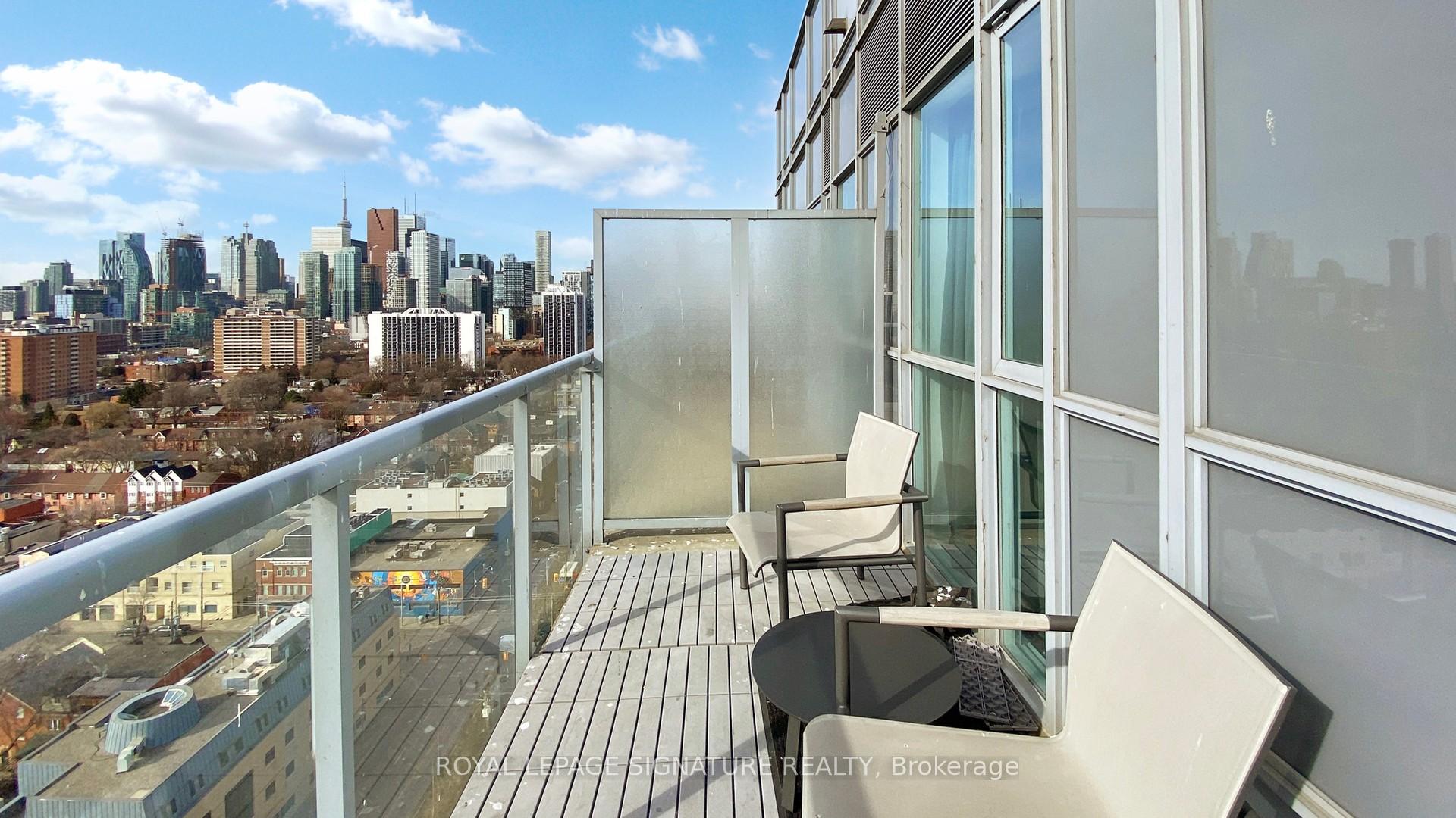 2 Bedrooms Condo at 25 Cole, Toronto For sale