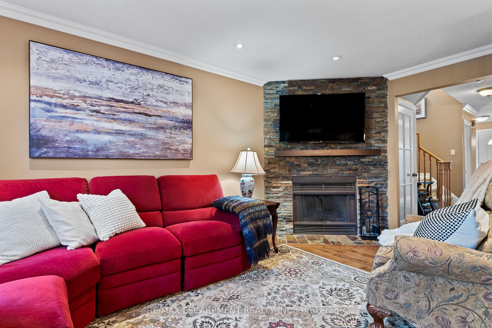 3 Bedrooms Condo at 79 Braeheid,  Hamilton For sale