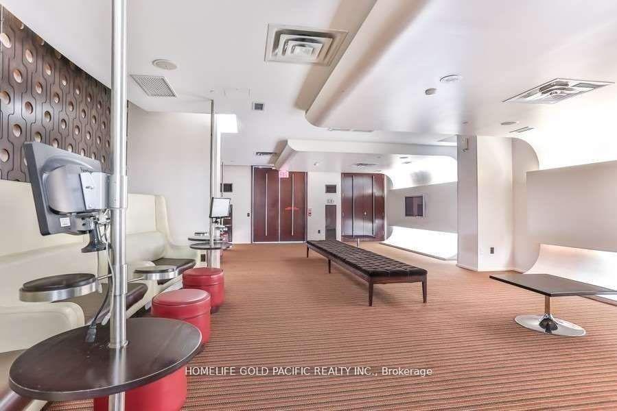 1 Bedroom Condo at 270 Wellington,  Toronto For sale