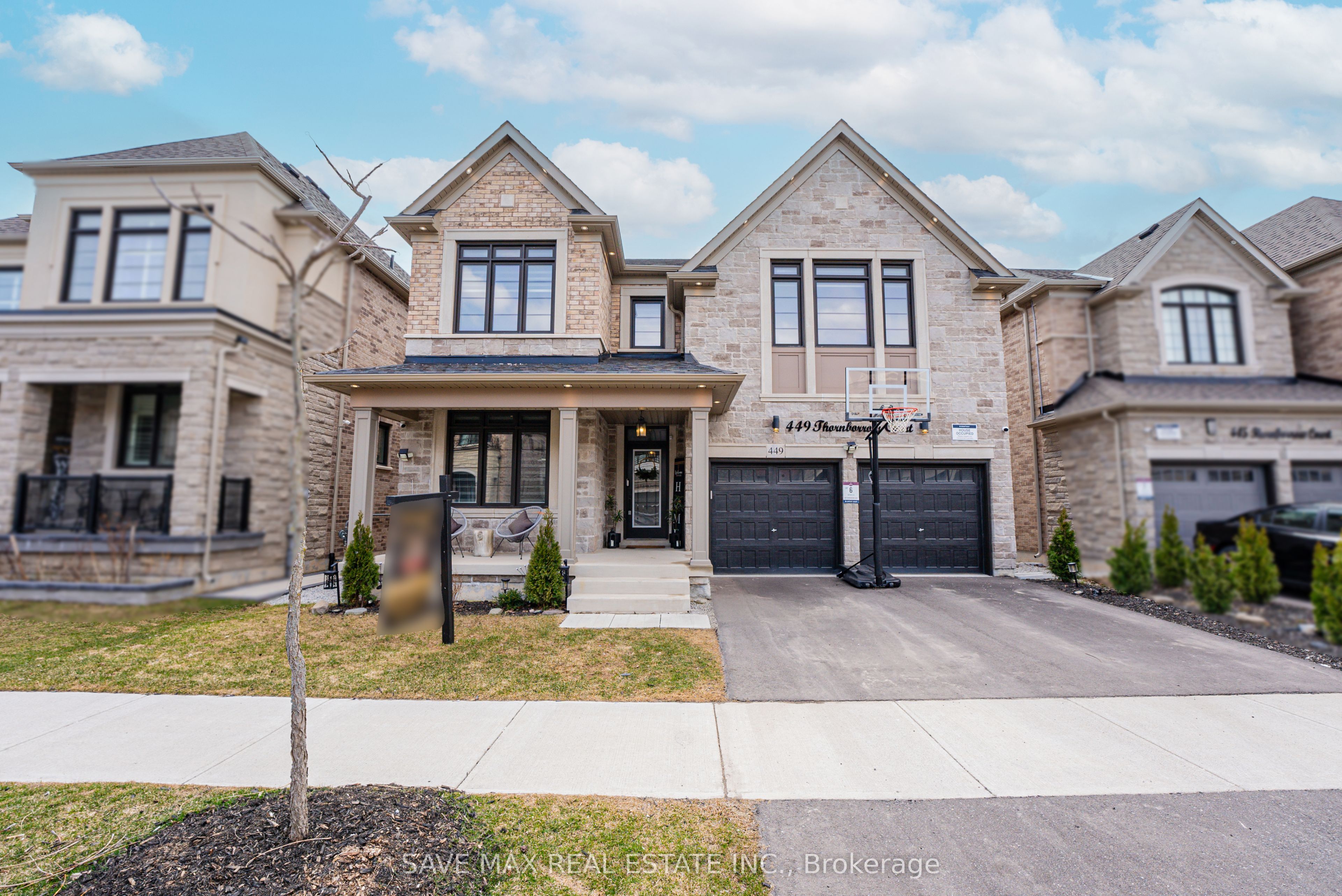 449 Thornborrow Court, Milton, ON L9E 1T4