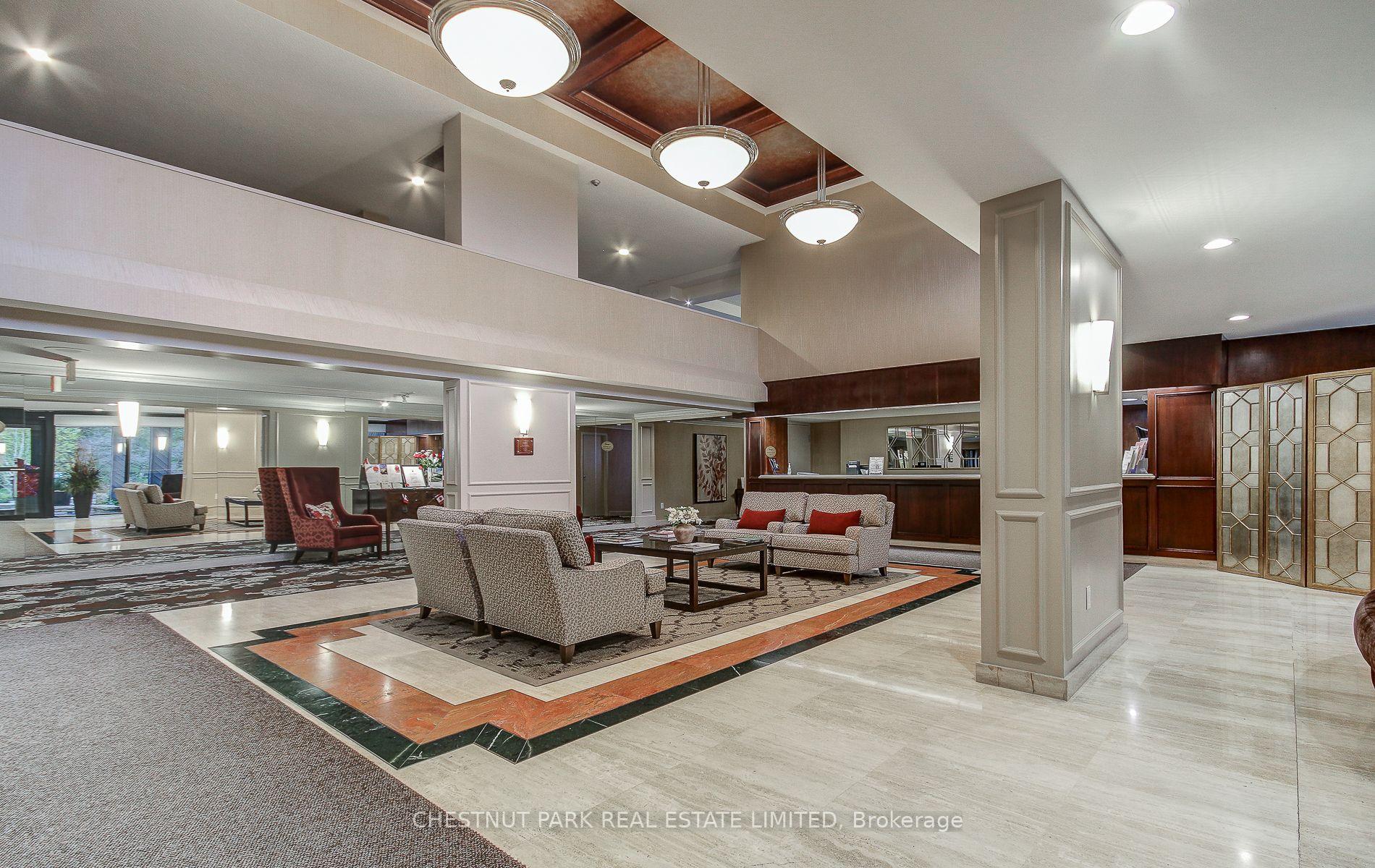 2 Bedrooms Condo at 1400 Dixie, Mississauga For sale