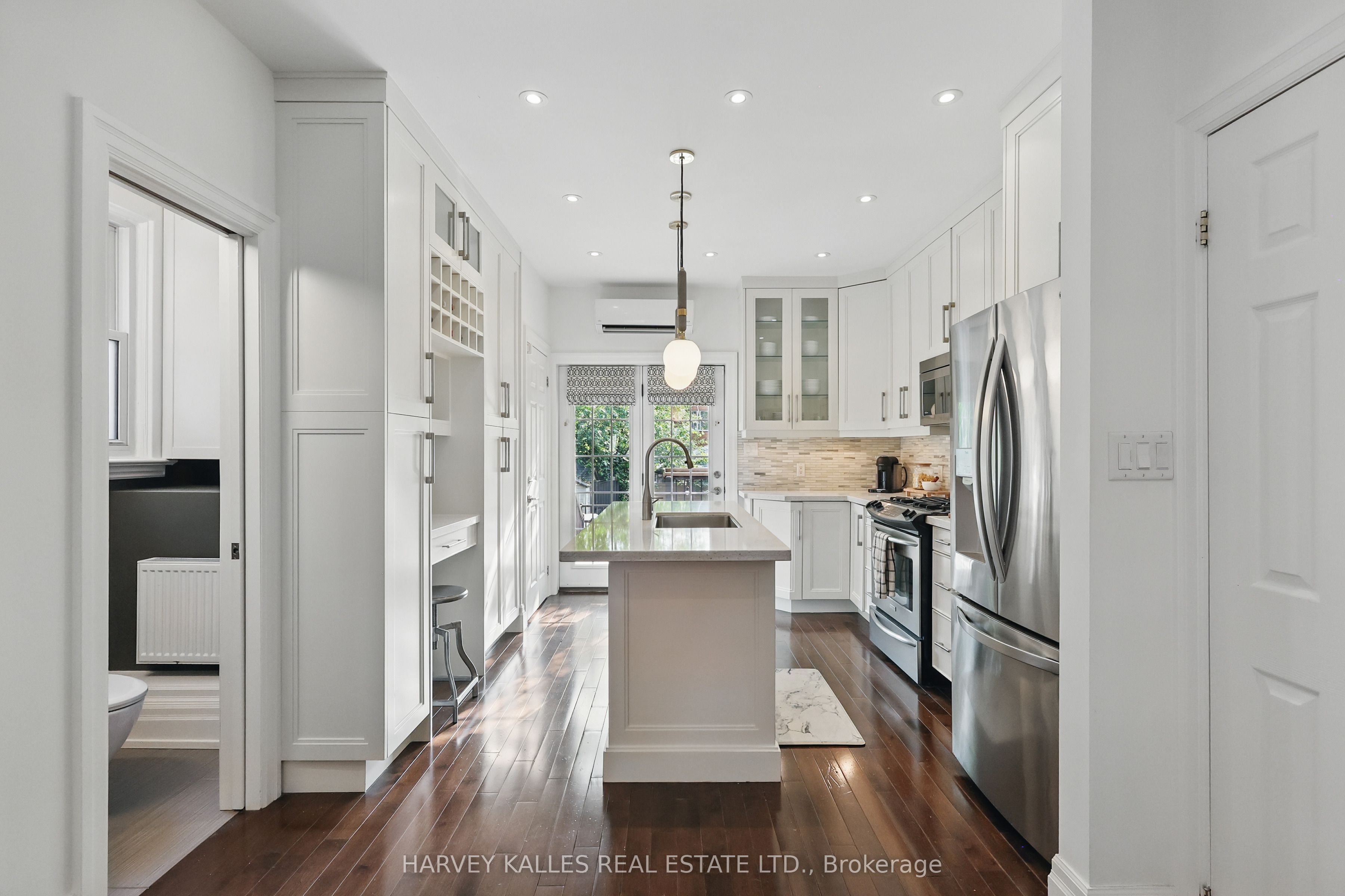 34 Winnett Avenue