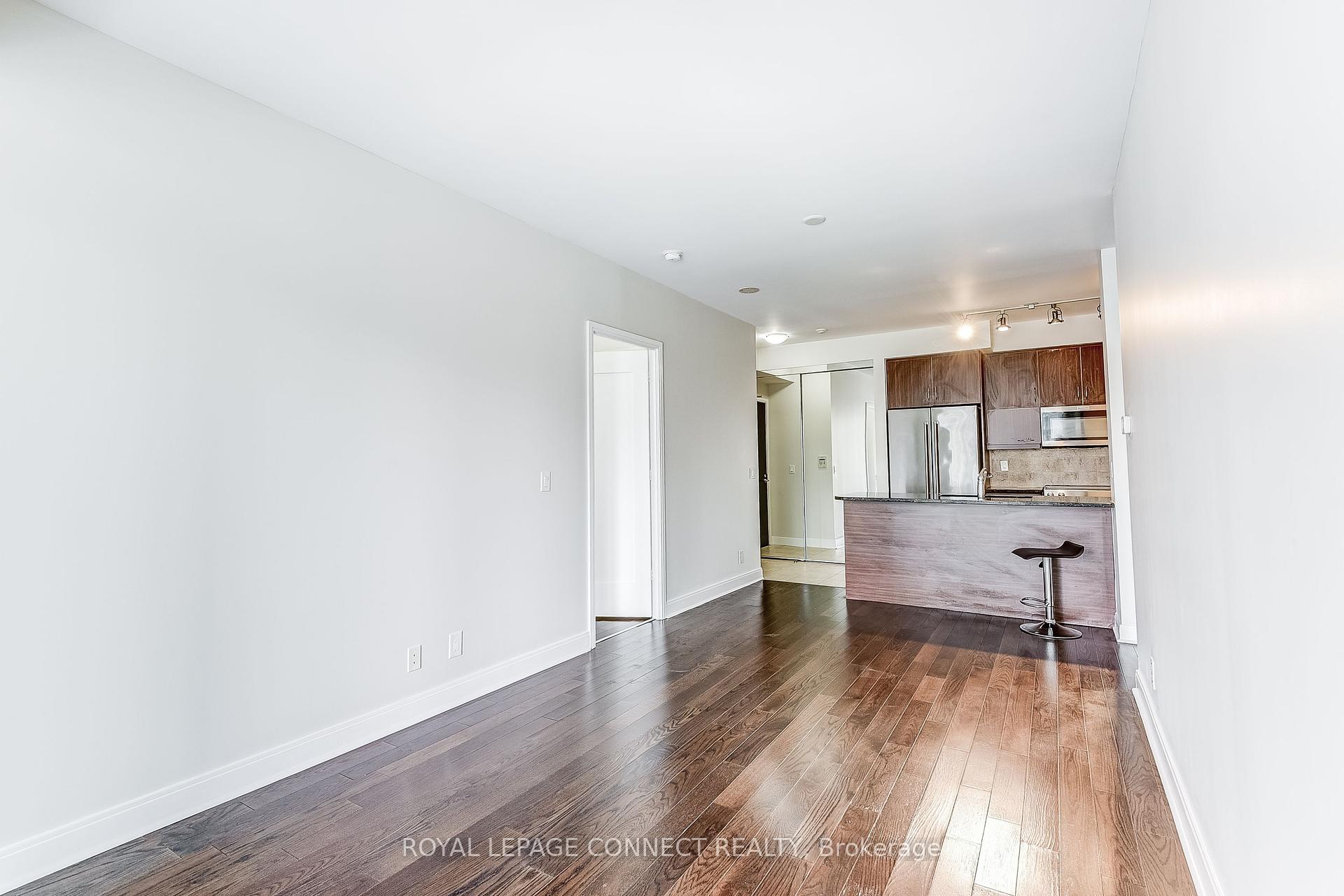 2 Bedrooms Condo at 825 Church, Toronto For sale