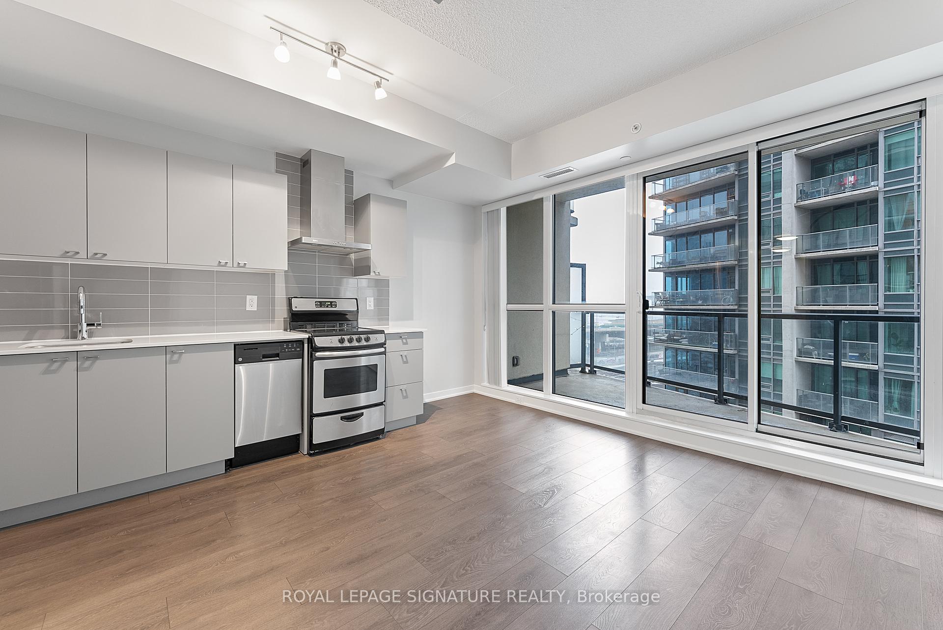 1 Bedroom Condo at 51 East Liberty,  Toronto For sale