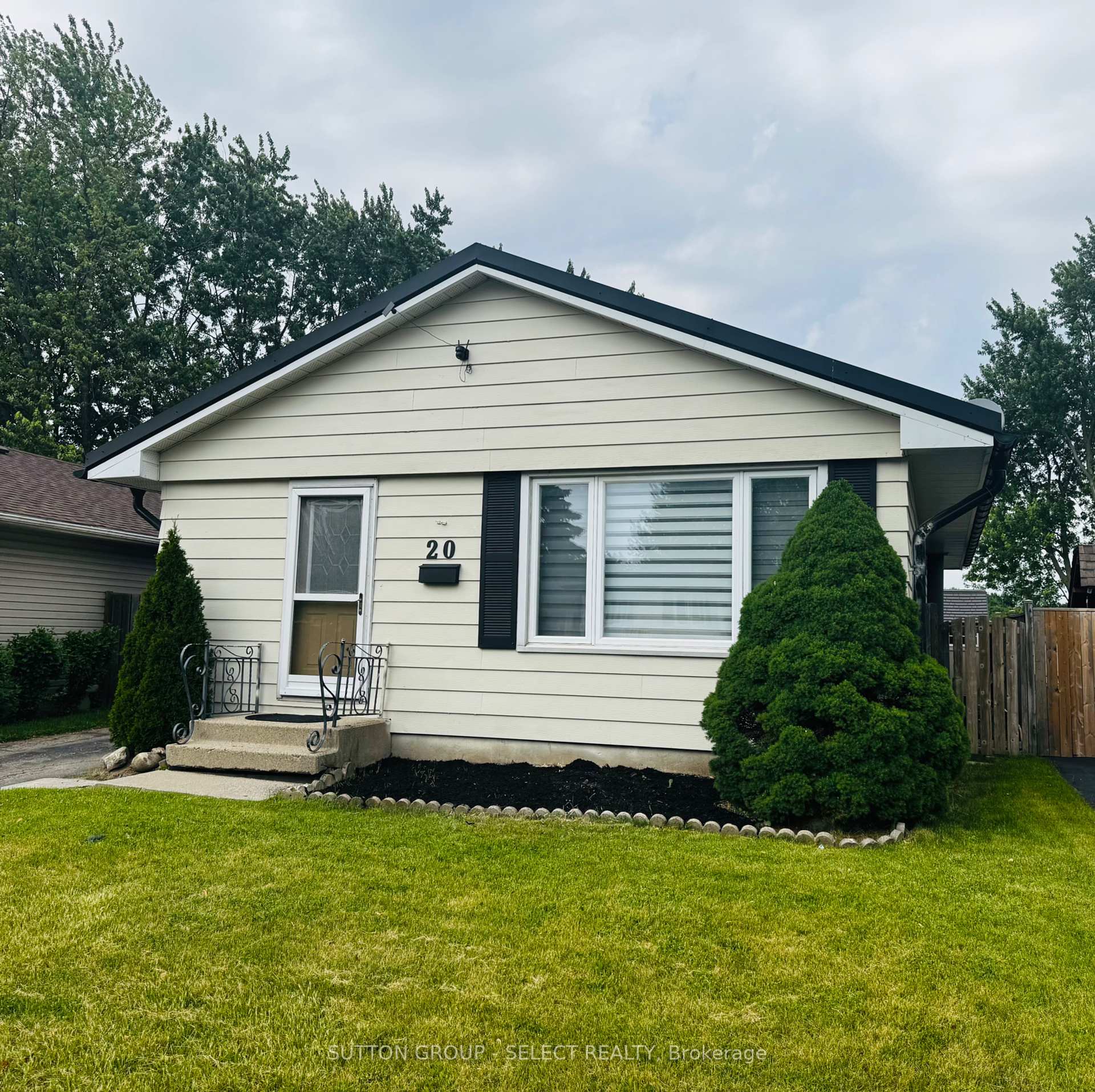 20 Dow Road ; MLS ID: X12136585
