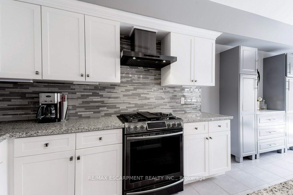 98 Shoreview Place, #12