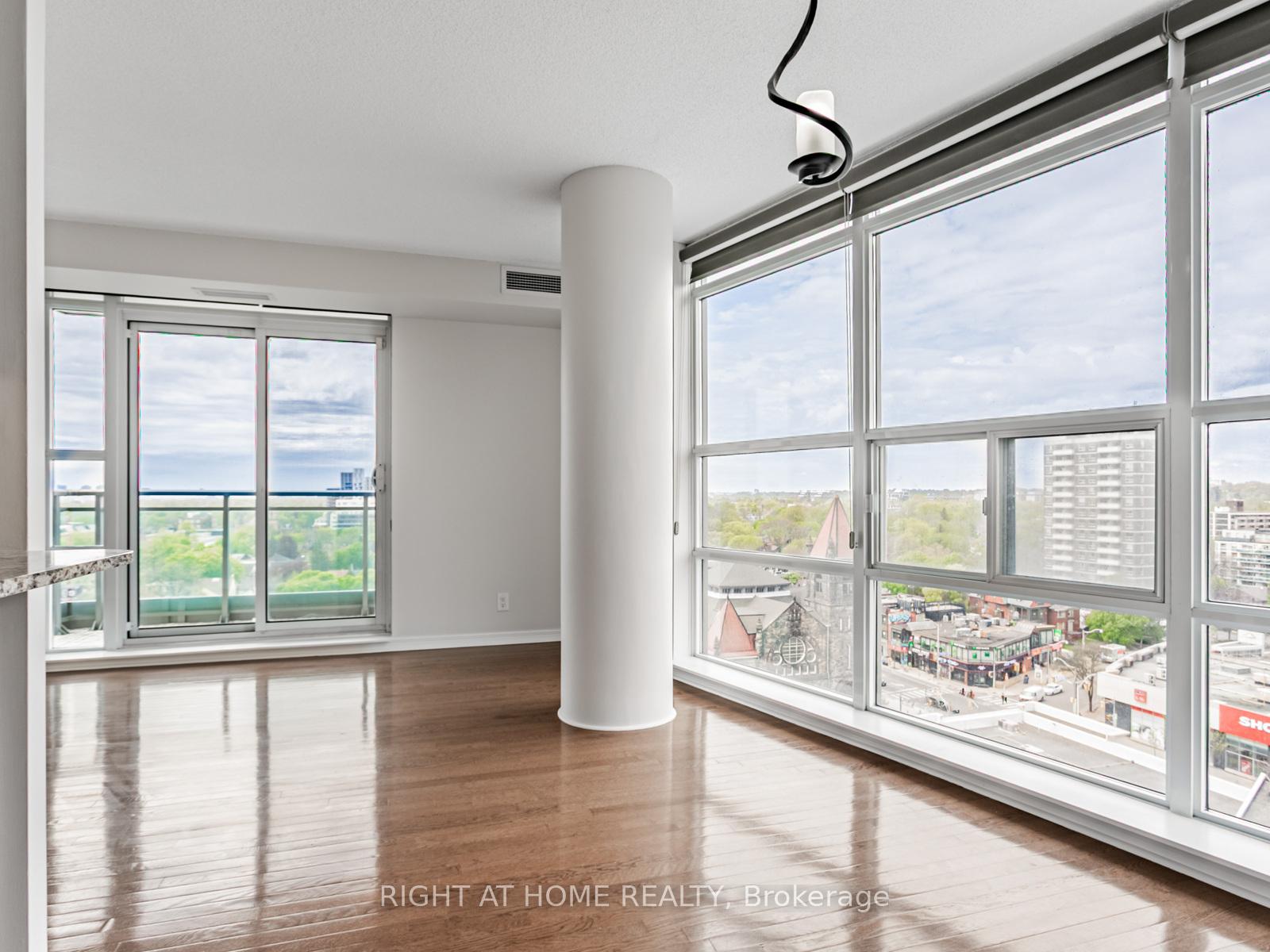 2 Bedrooms Condo at 736 Spadina, Toronto For sale