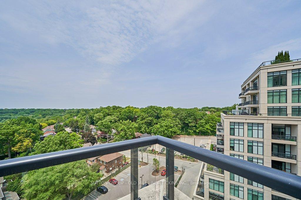 3 Bedrooms Condo at 1 Old Mill, Toronto For sale