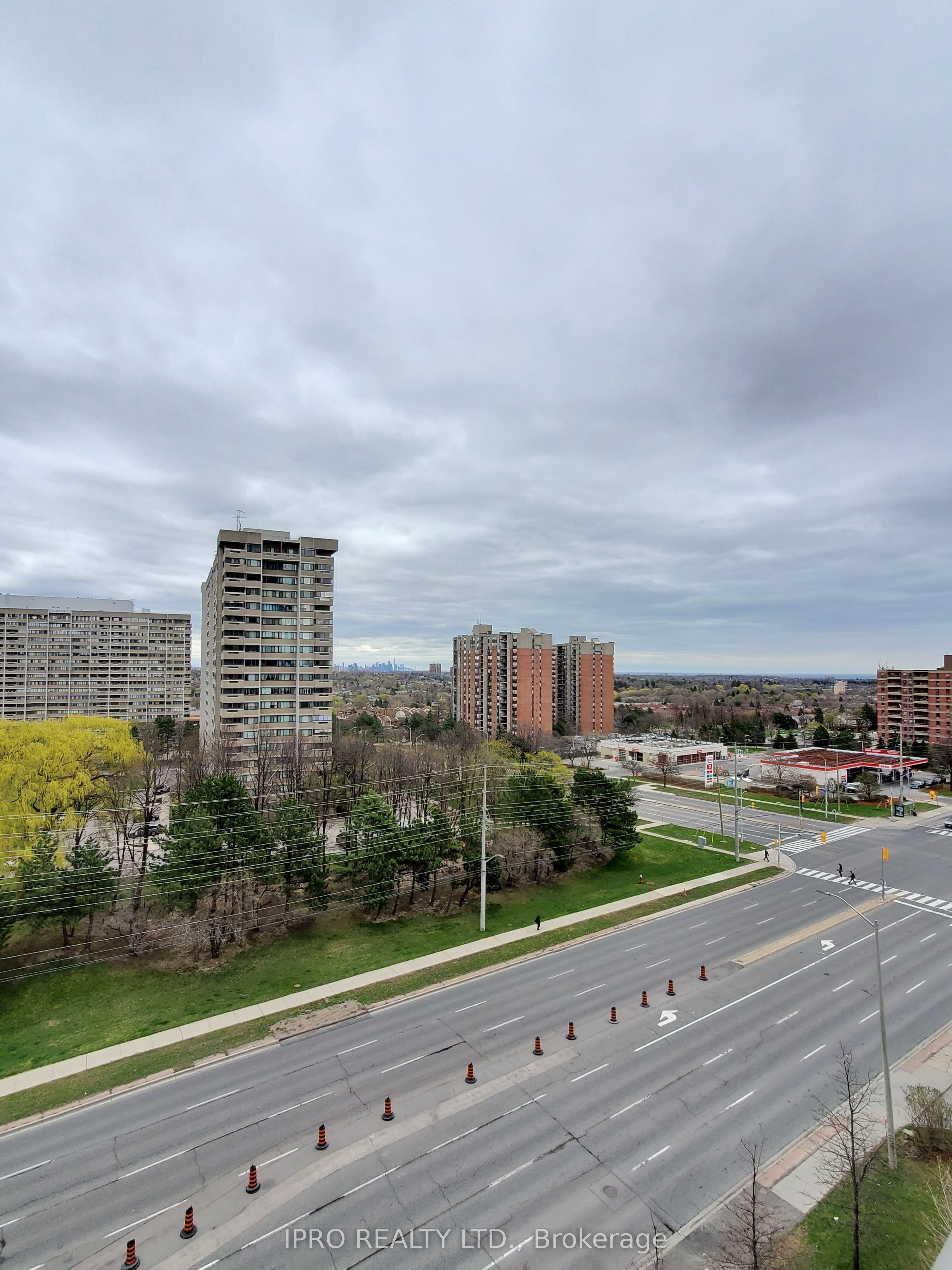 3504 Hurontario Street, #1001
