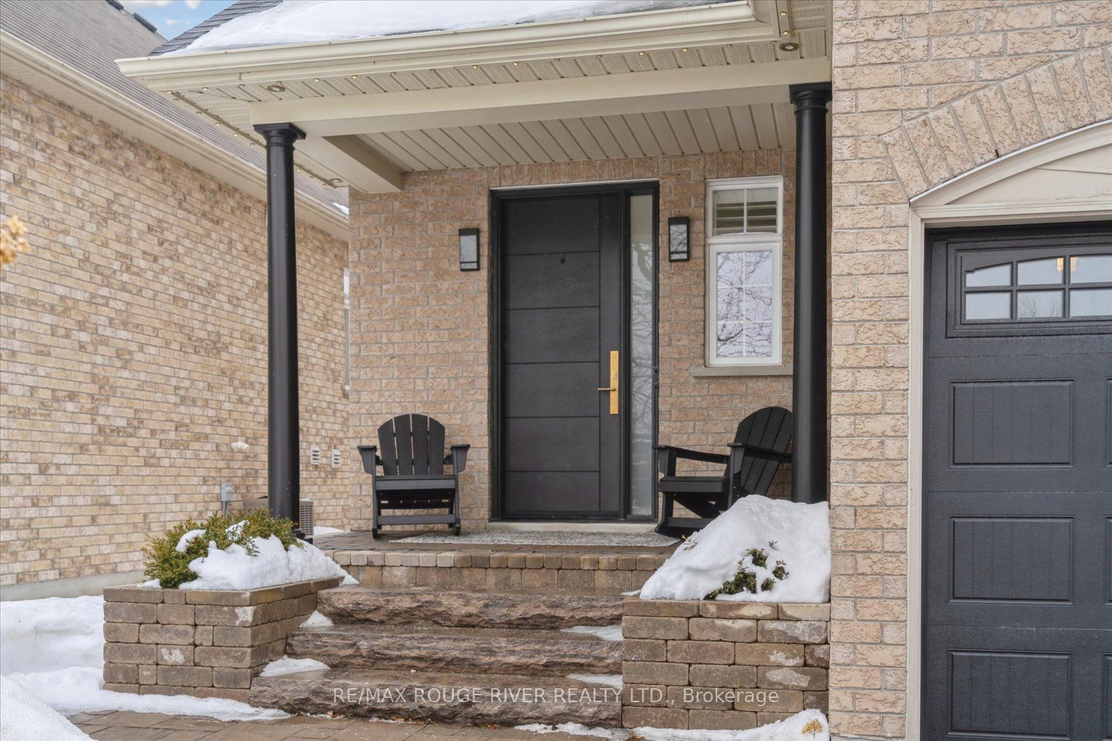 448 West Scugog Lane