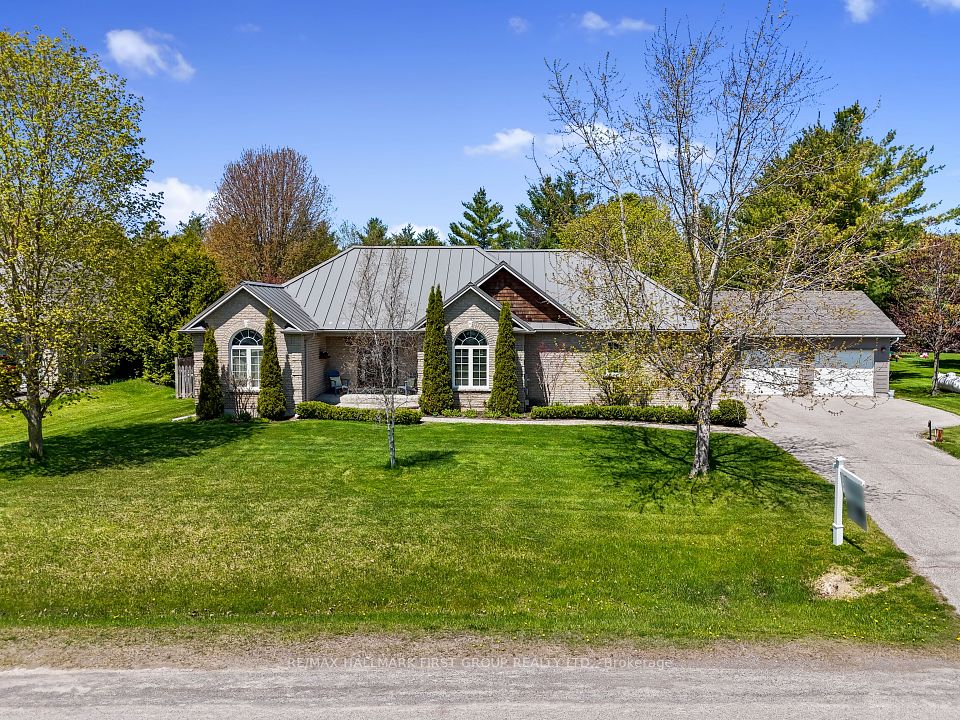 3905 Larose Crescent
