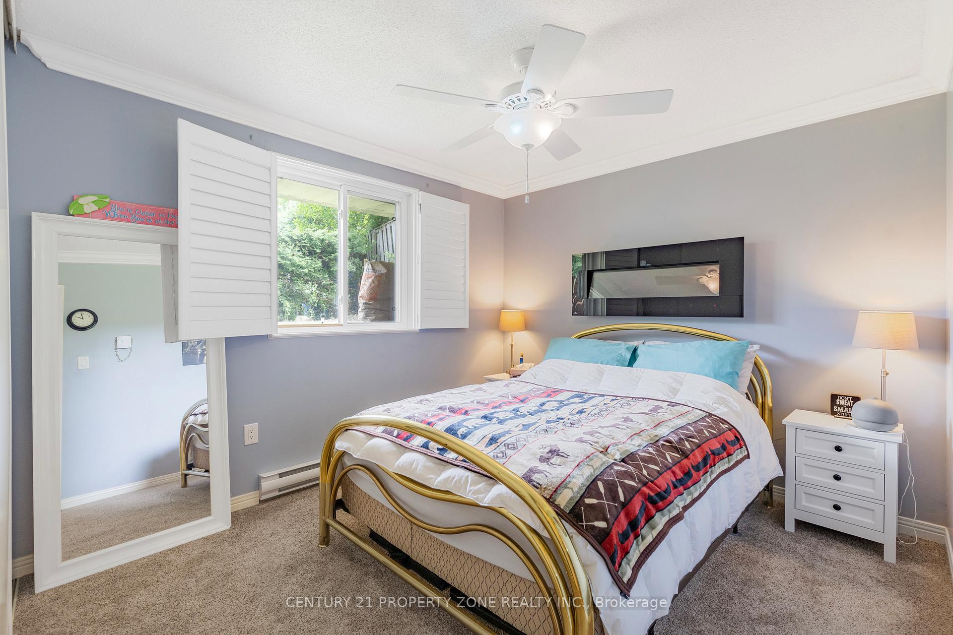 2 Bedrooms Condo at 482 James, Hamilton For sale