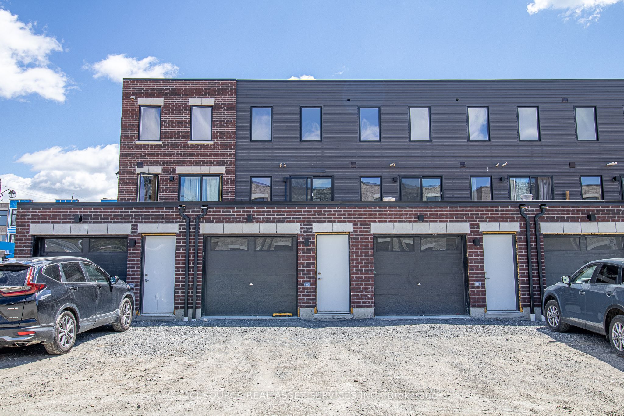 14 Bateson Street