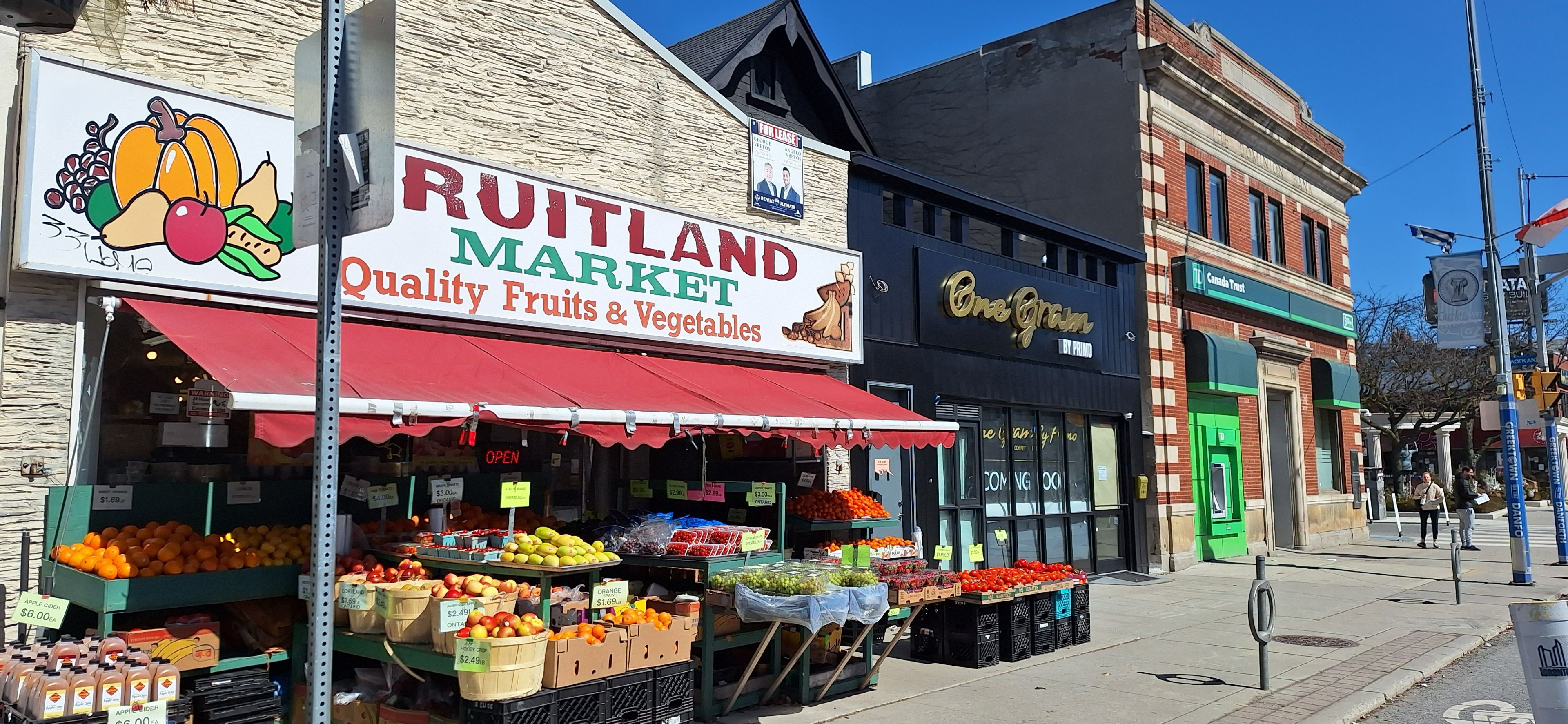 464 Danforth Avenue Toronto E03 Ontario M4K 1P4