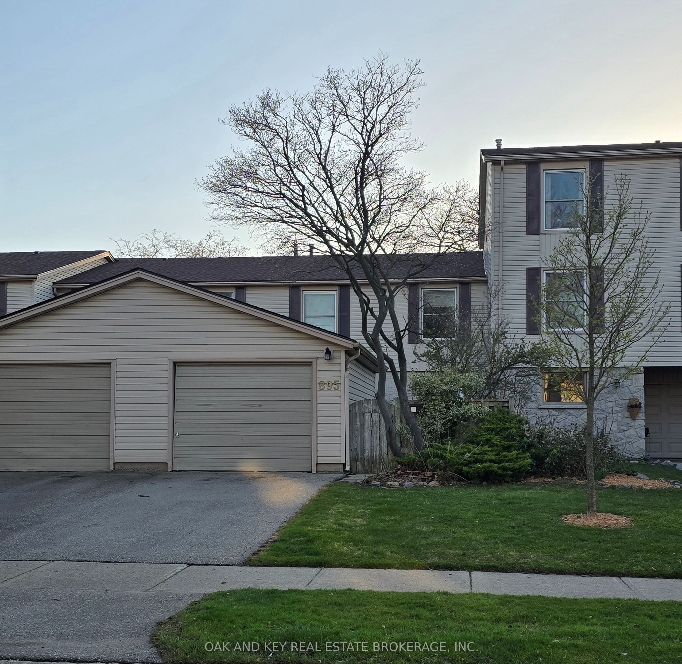 895 Dalhousie Drive, London South, ON N6K 1M8