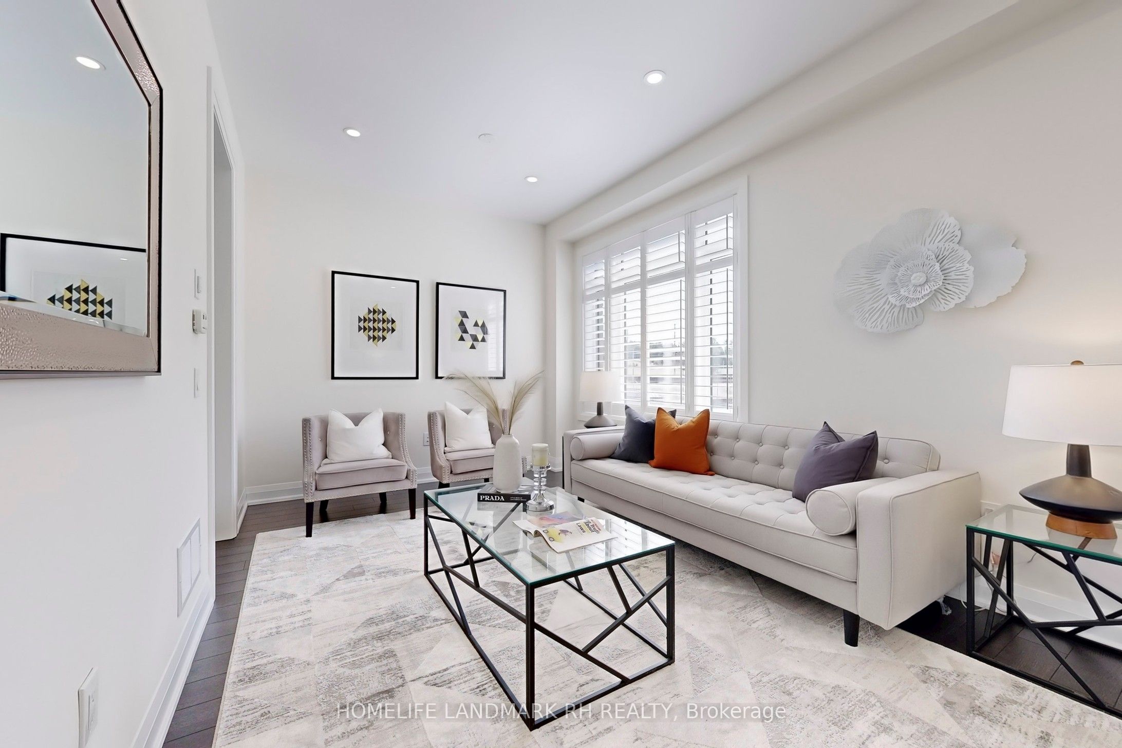 495 William Graham Drive, Aurora, ON L4G 0Z8