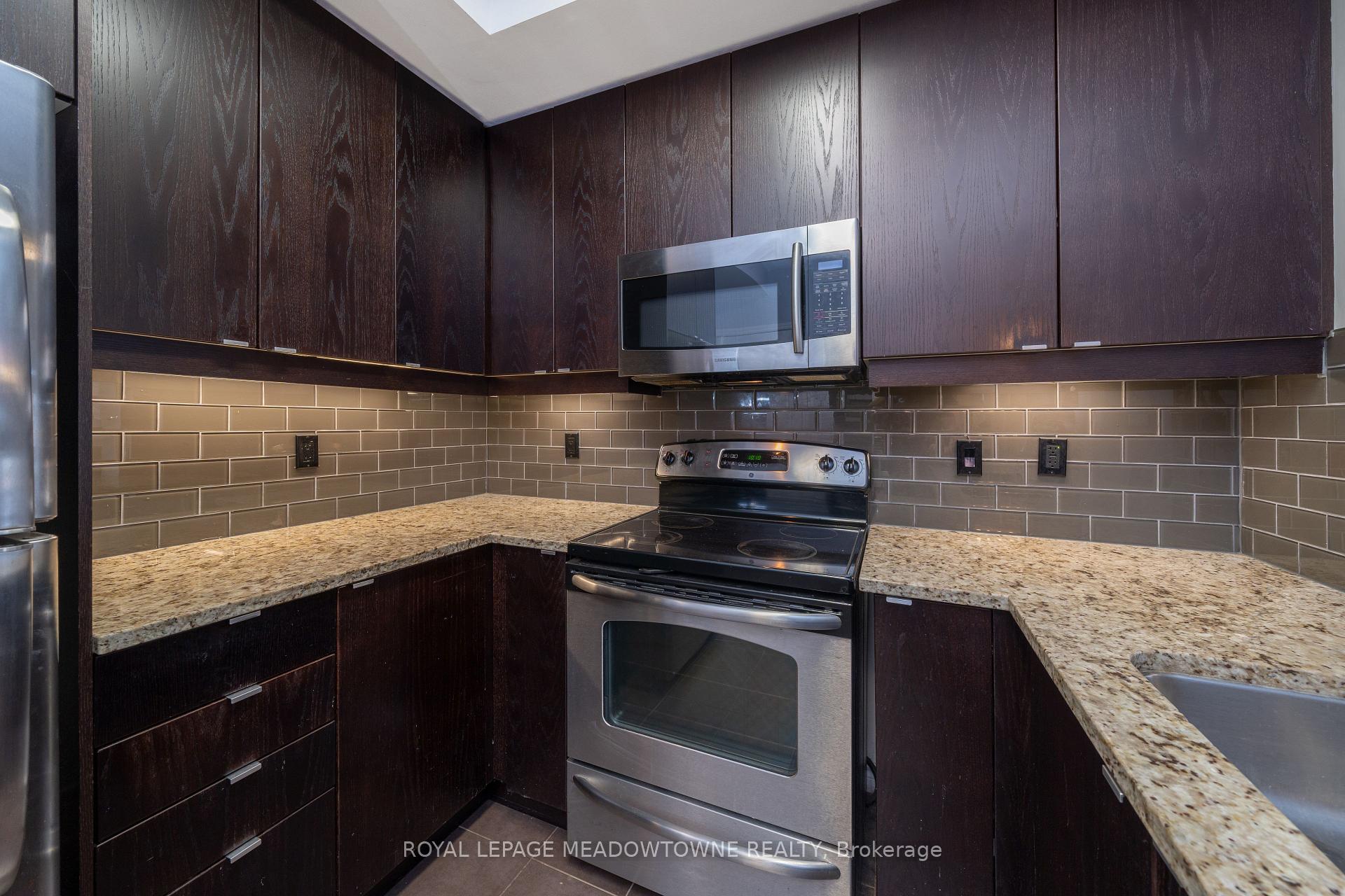 1 Bedroom Condo at 570 Lolita, Mississauga For sale
