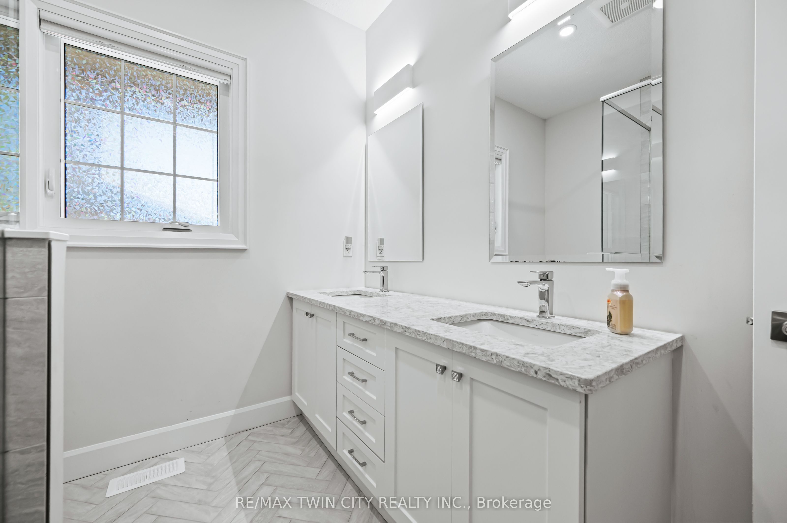 508 Kelso Place