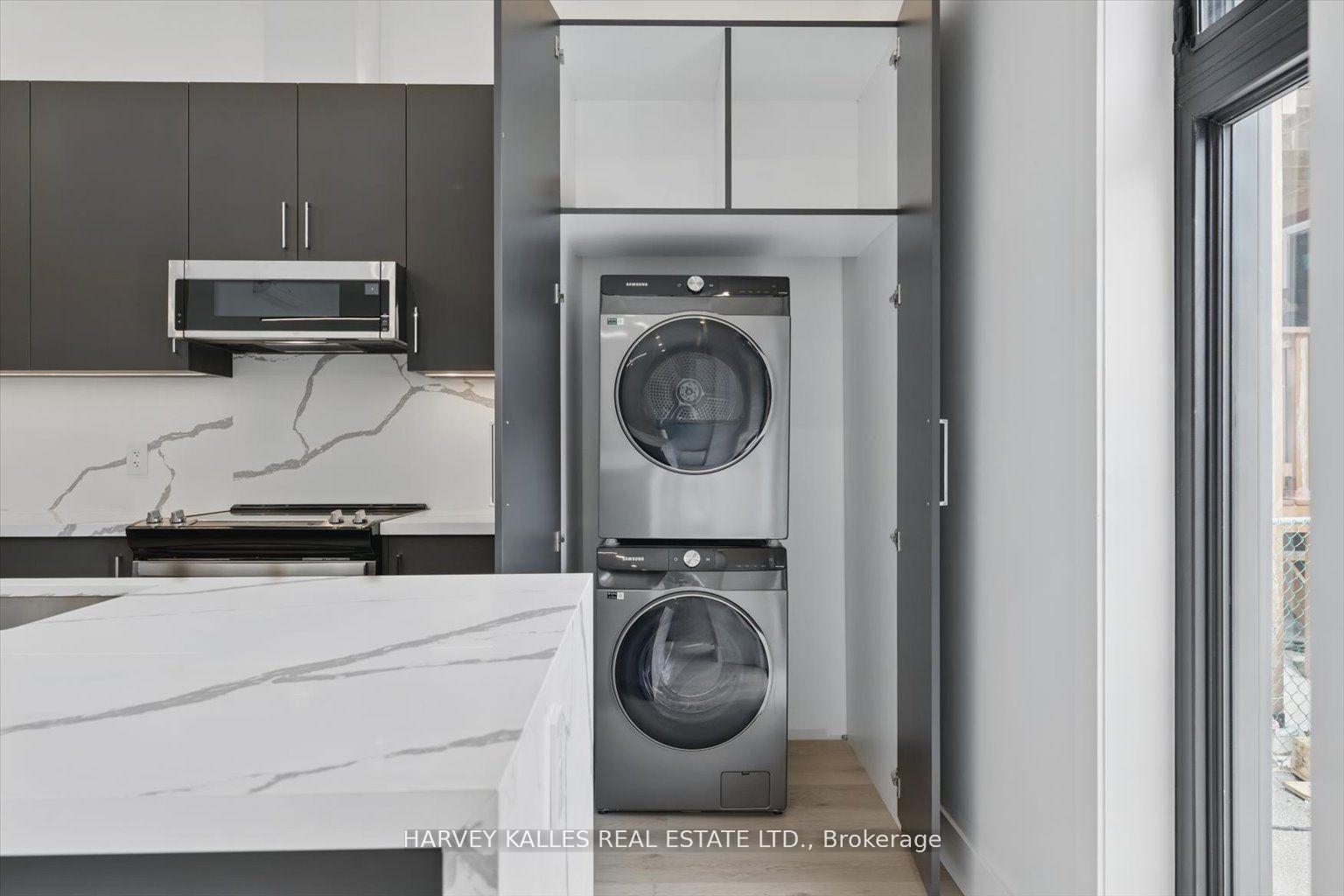 1064 Dufferin Street Rear Garden Suite
