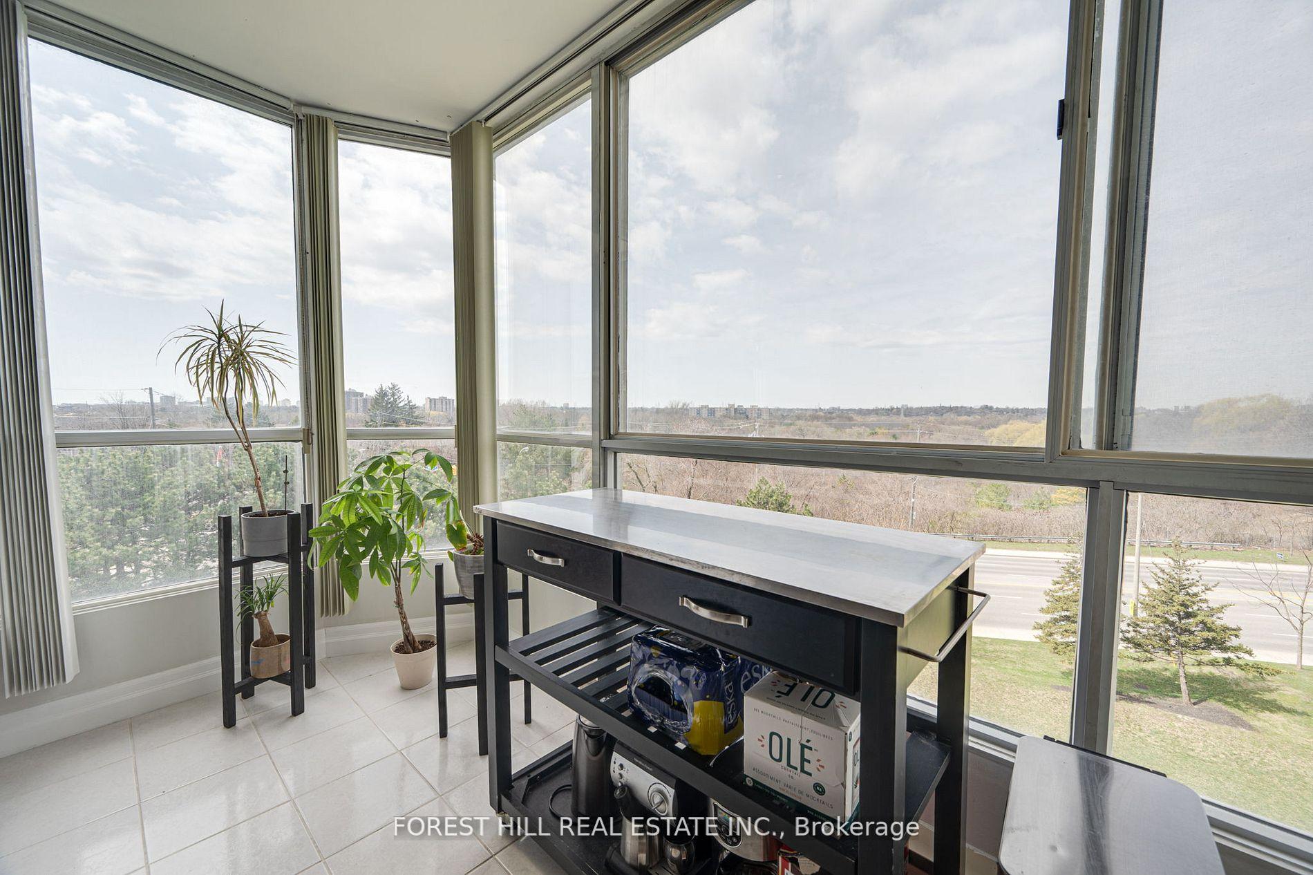 2 Bedrooms Condo at 3077 Weston, Toronto For sale