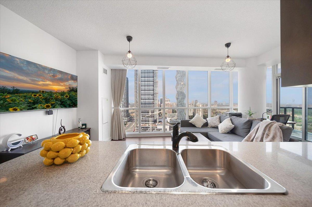 2 Bedrooms Condo at 3985 Grand Park, Mississauga For sale