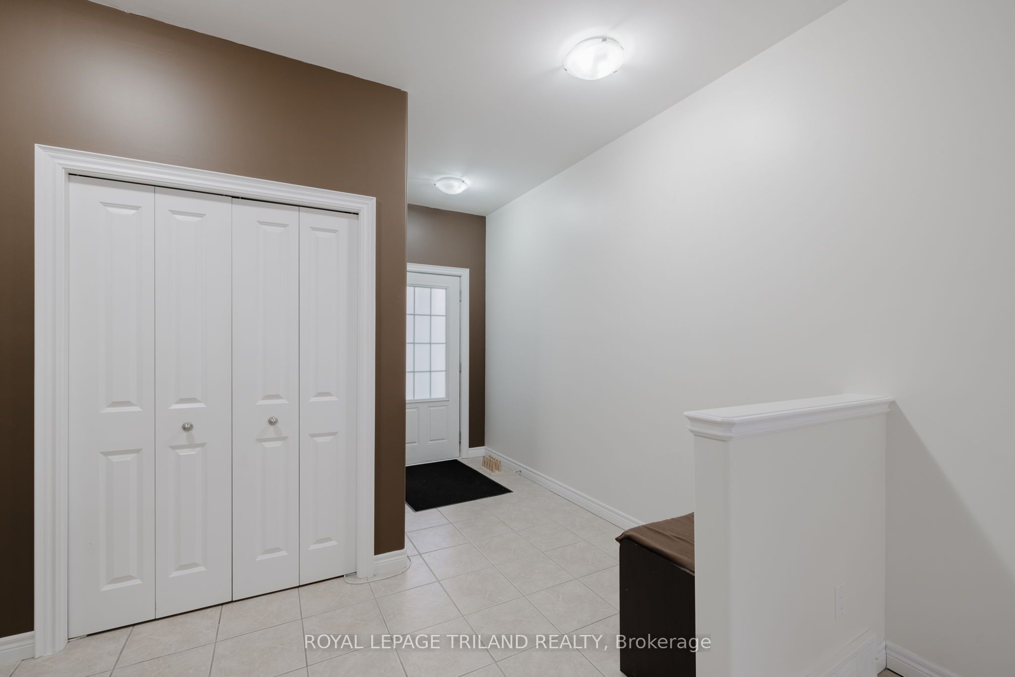 711 Springwood Crescent