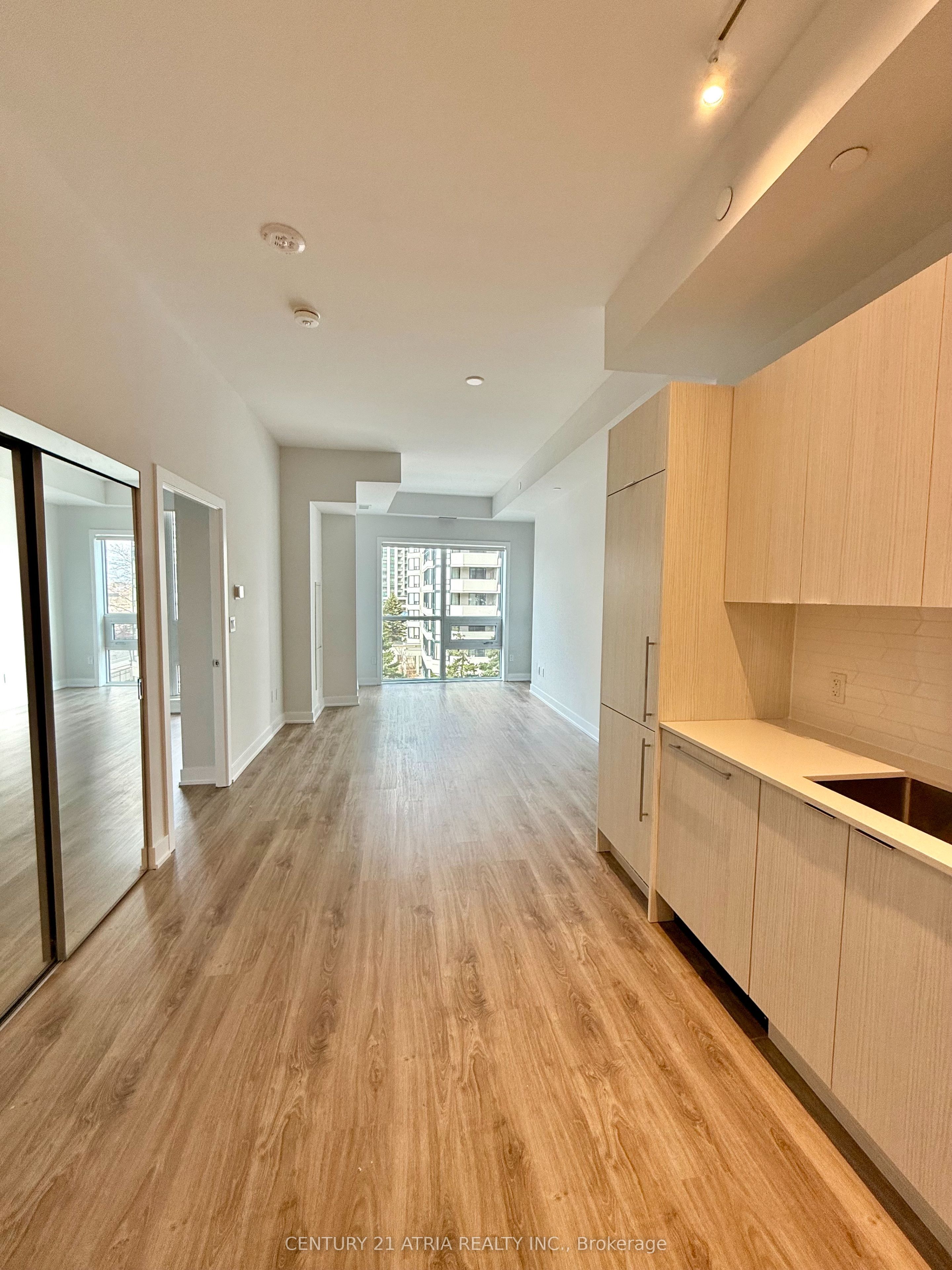 430 Square one Drive, #323