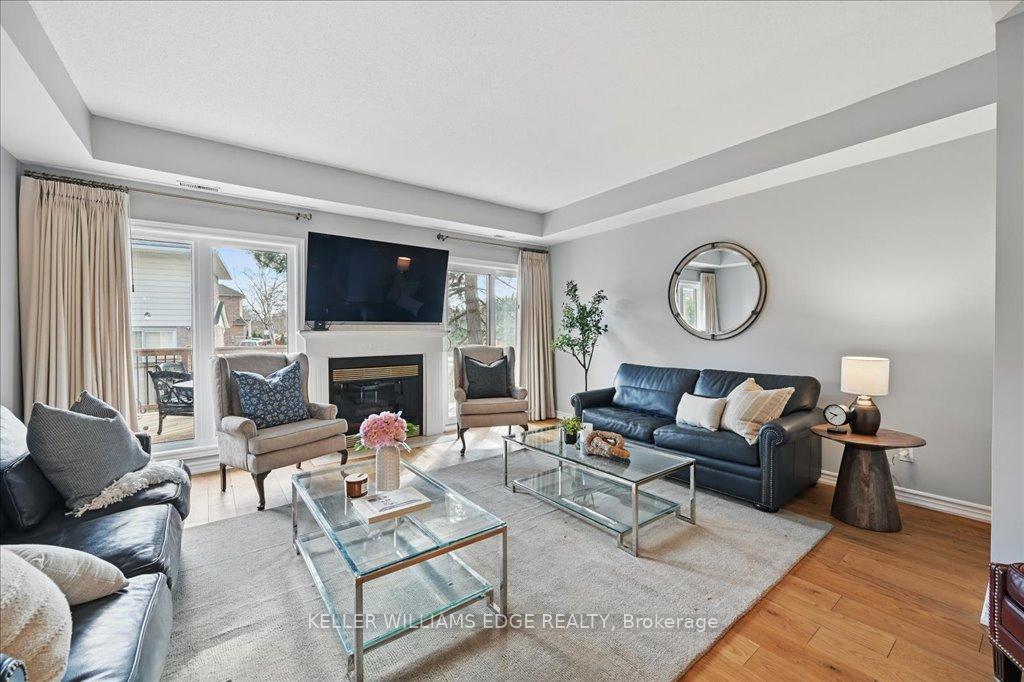 2 Bedrooms Condo at 3230 New,  Burlington For sale