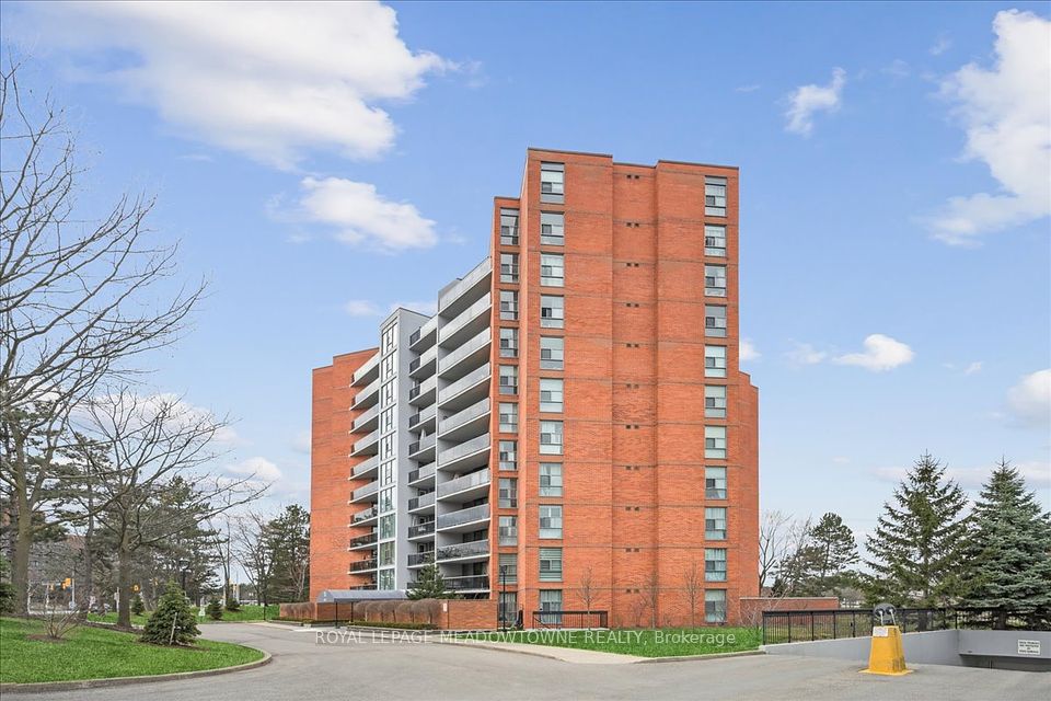 2665 Windwood