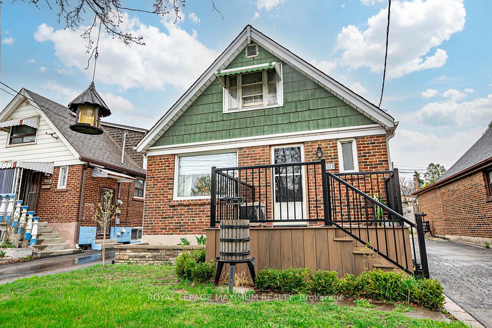 2113 Keele