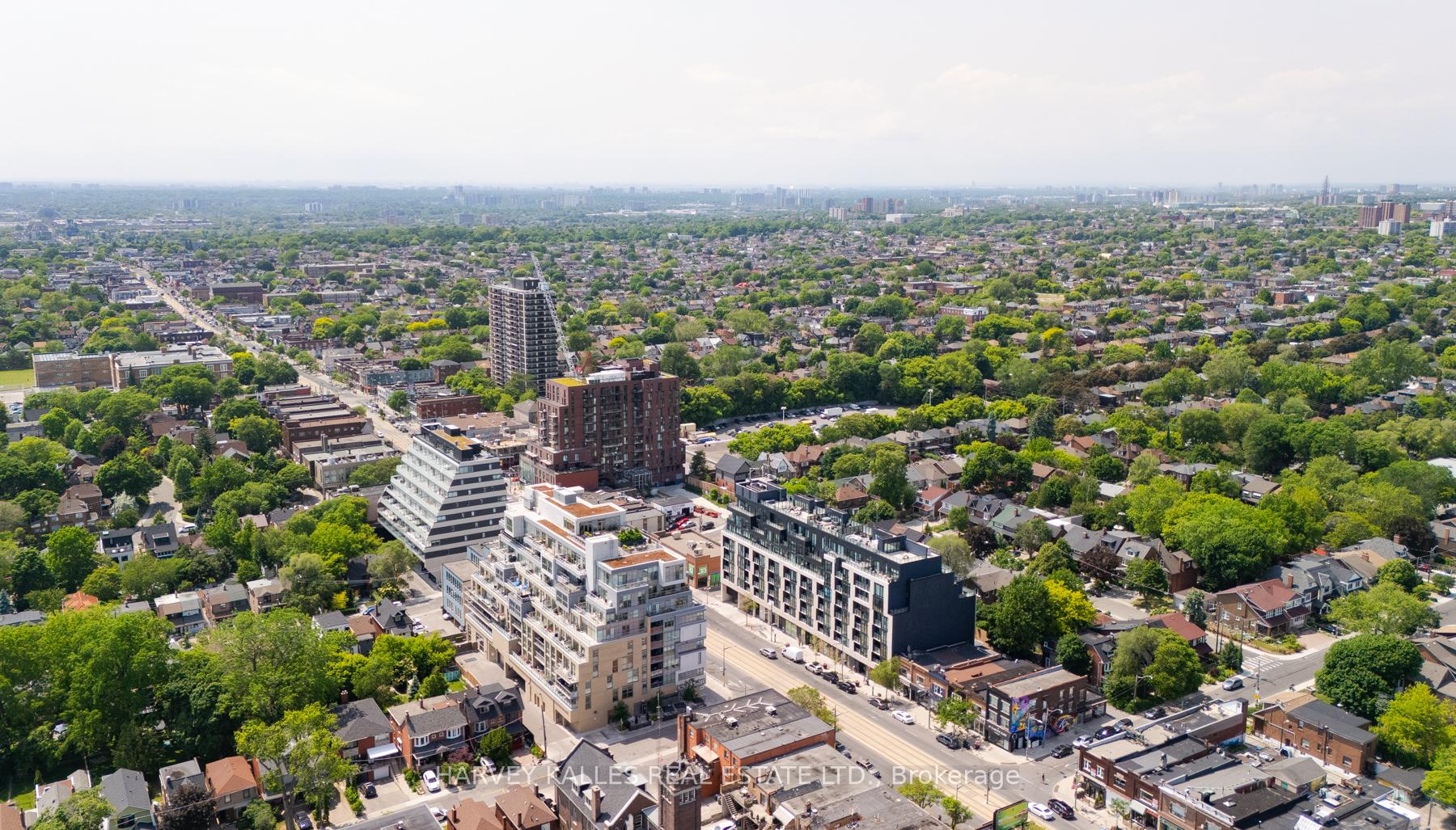 840 St Clair Avenue W 708