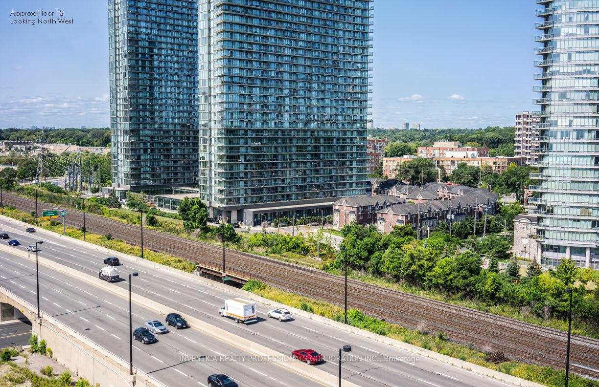 3 Bedrooms Condo at 1928 Lakeshore,  Toronto For sale