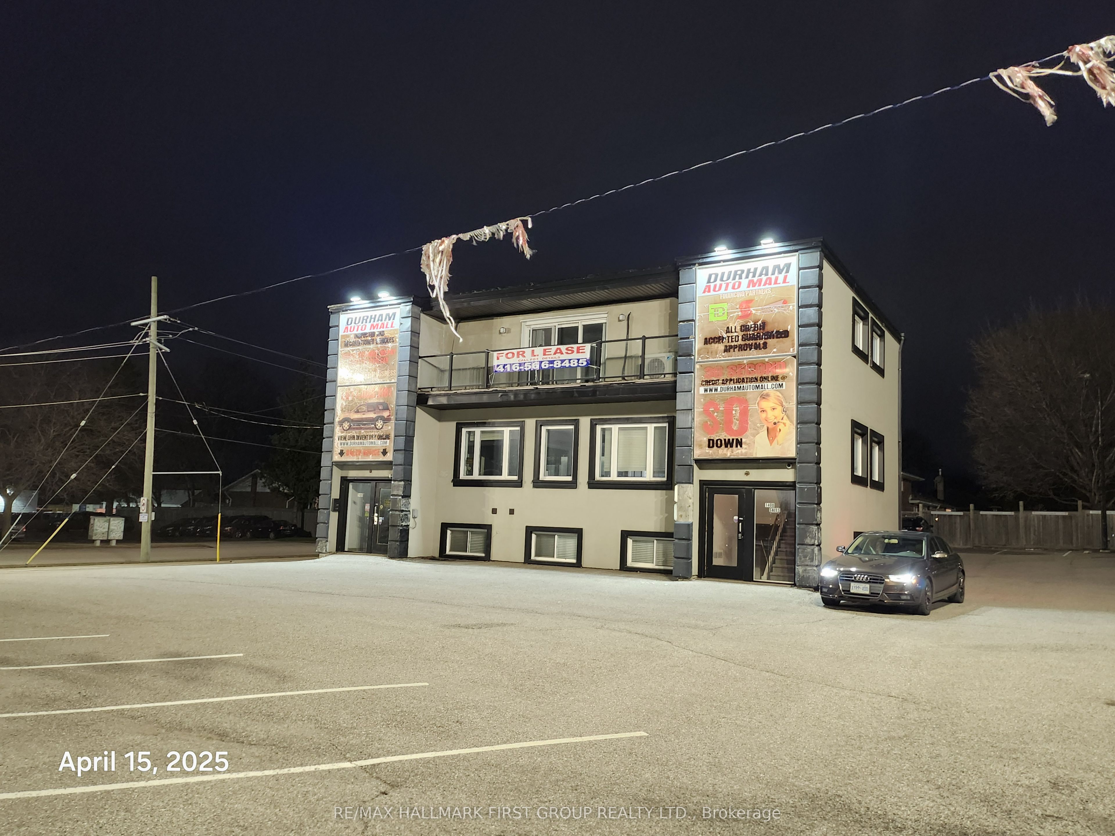 1400 Dundas Street E