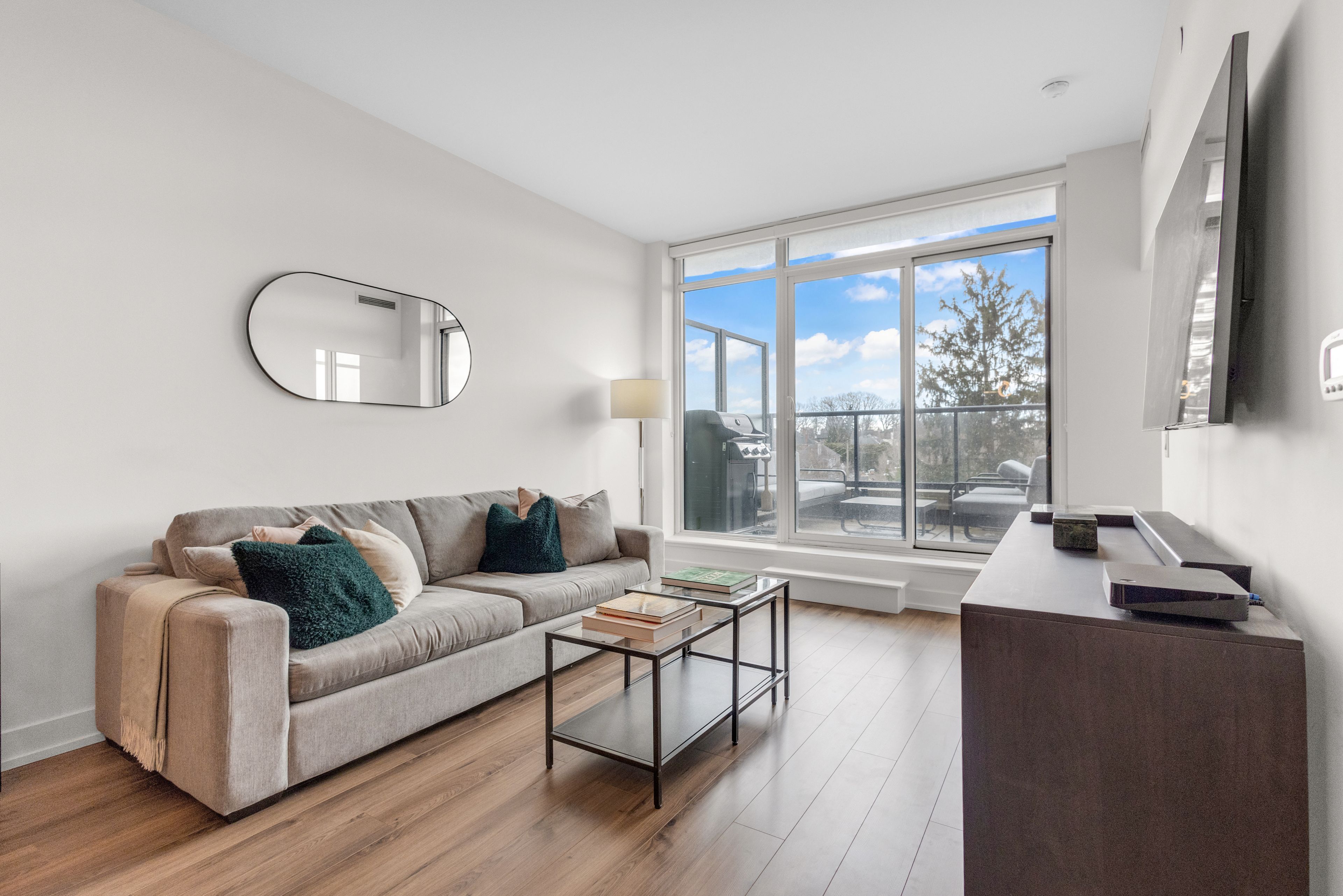 170 Chiltern Hill Road 402