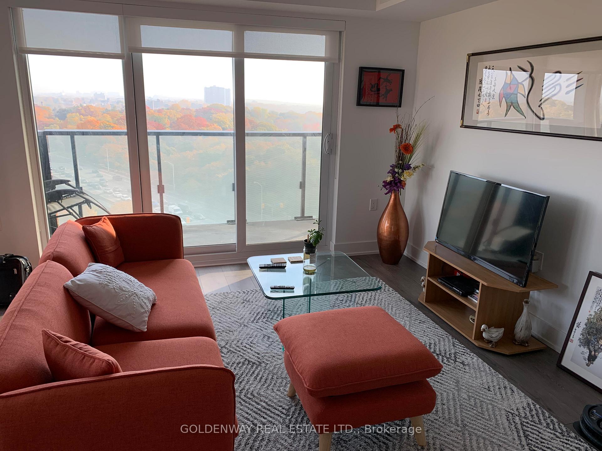 2 Bedrooms Condo at 575 Bloor St,  Toronto For sale