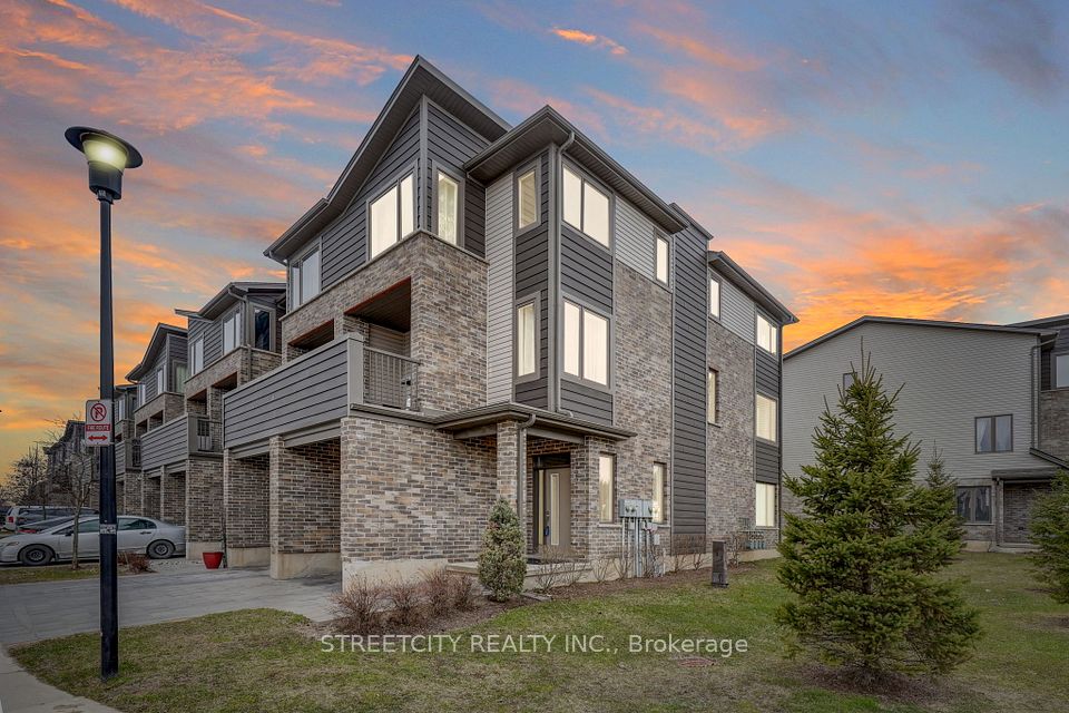 2070 Meadowgate