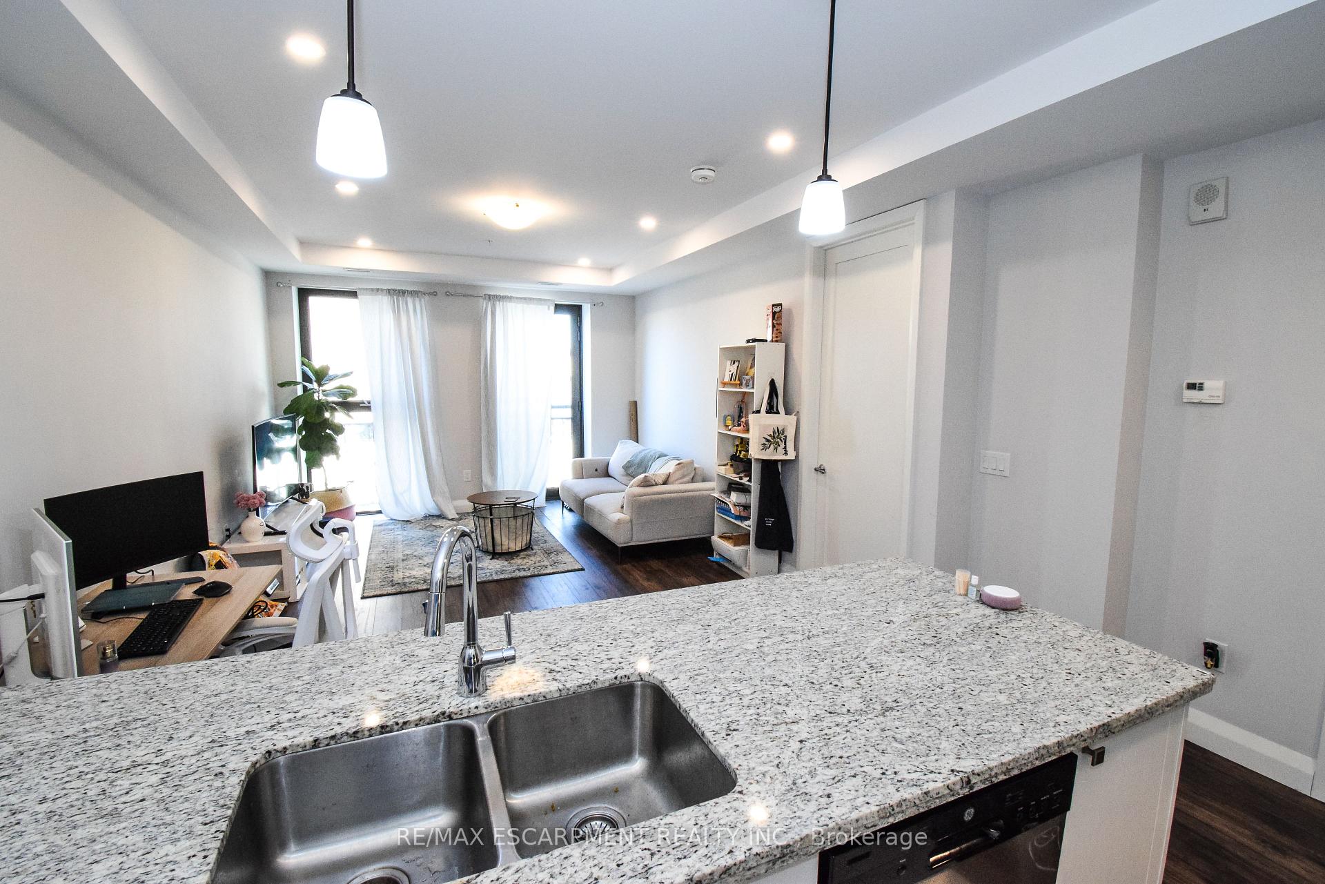 1 Bedroom Condo at 118 King,  Hamilton For sale