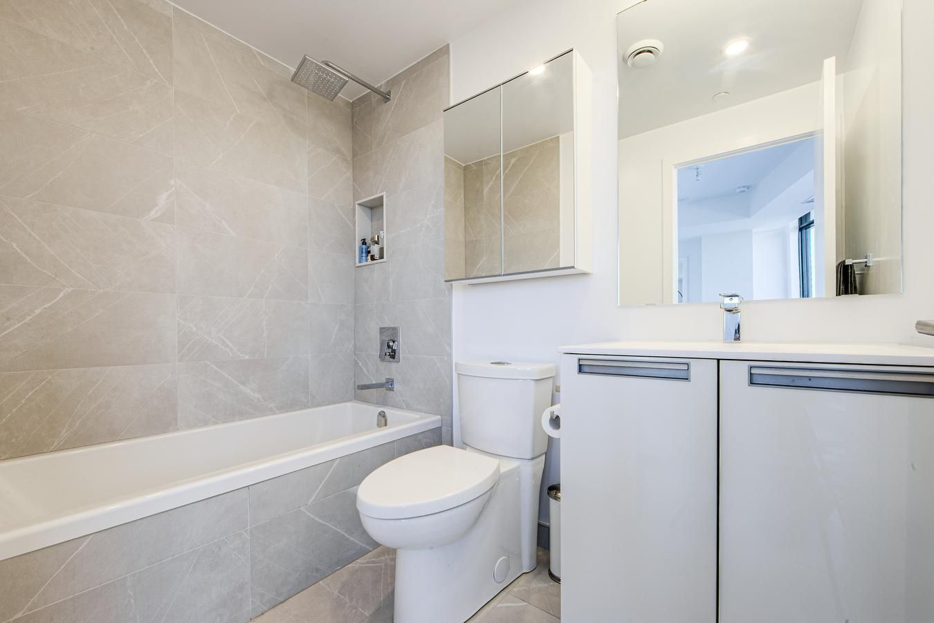160 Kingsway Crescent 413