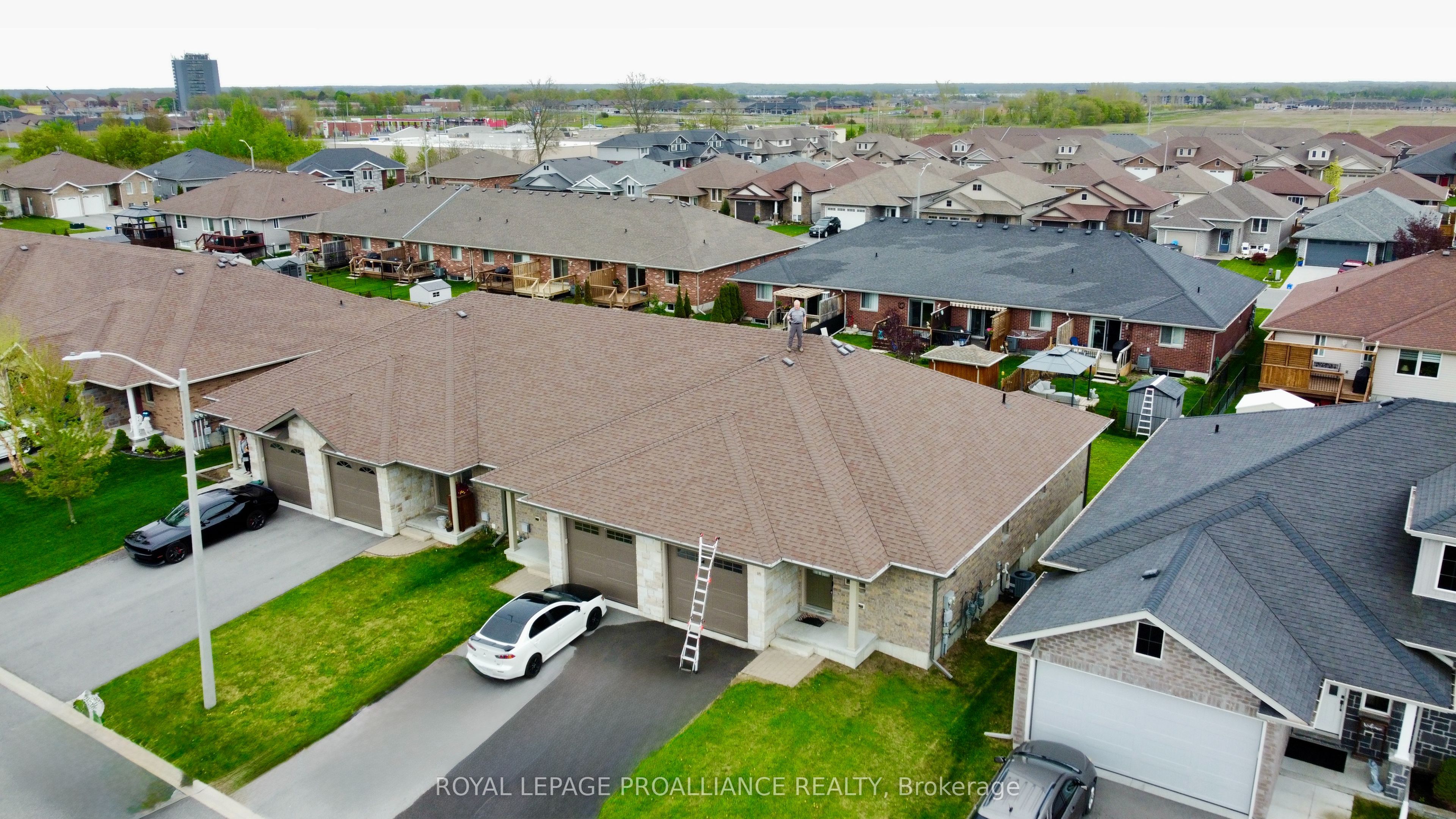 24 Cortland Crescent, Quinte West, ON K8V 0E9