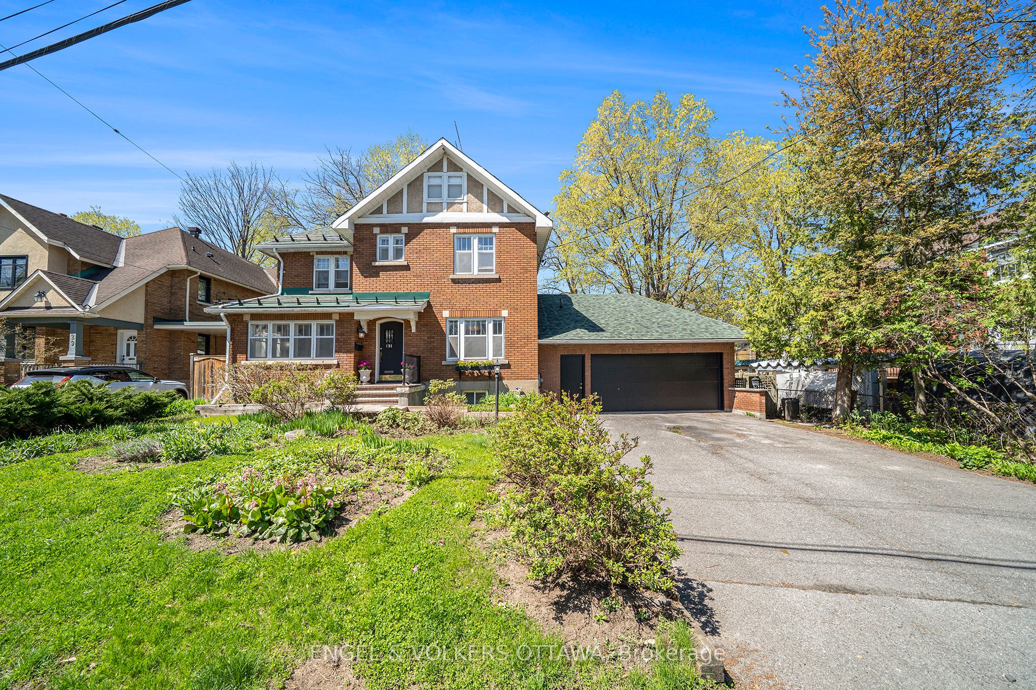 131 Acacia Avenue, NewEdinburghLindenlea, ON K1M 0R2