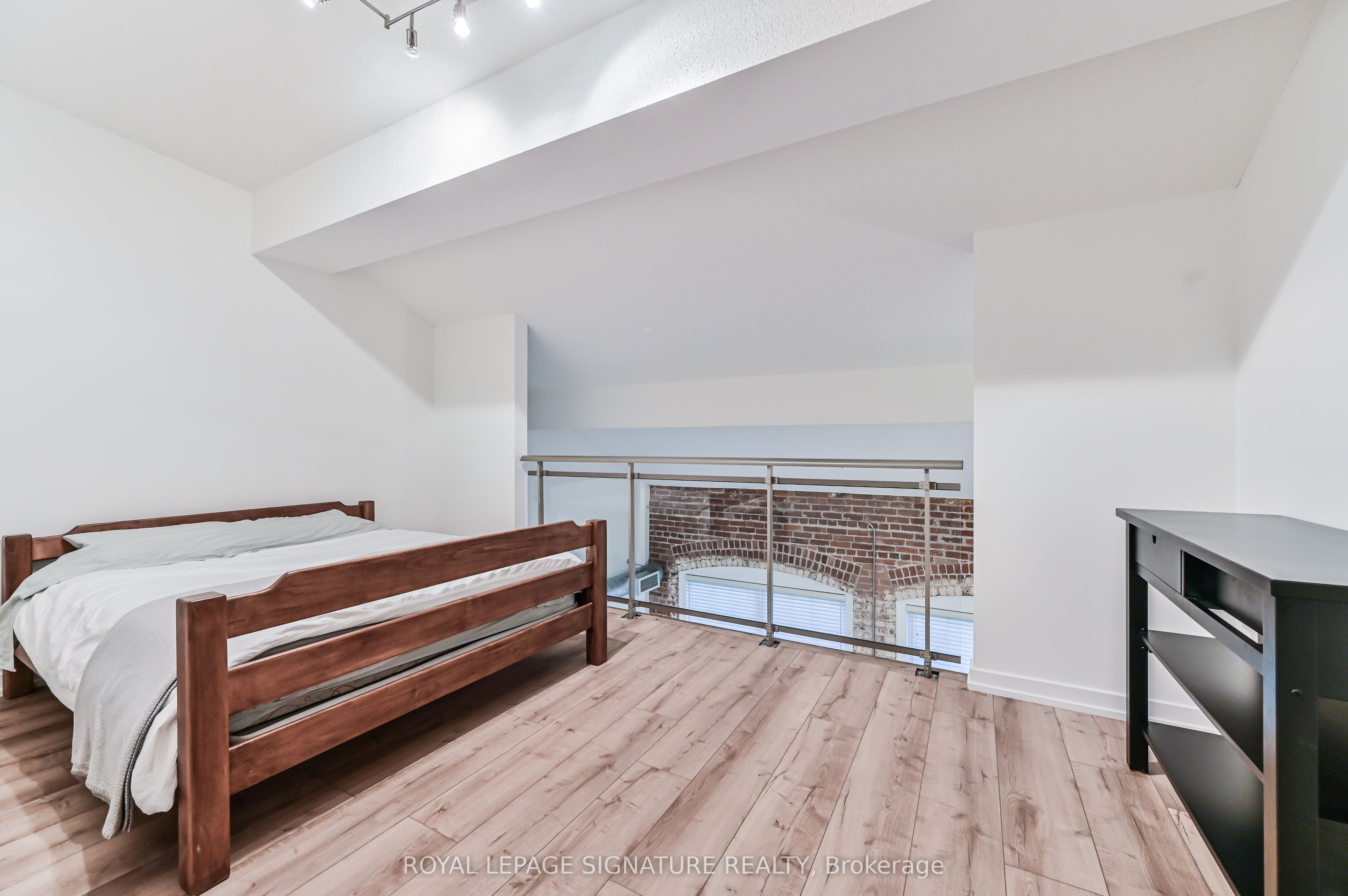 1100 Lansdowne Avenue, #336