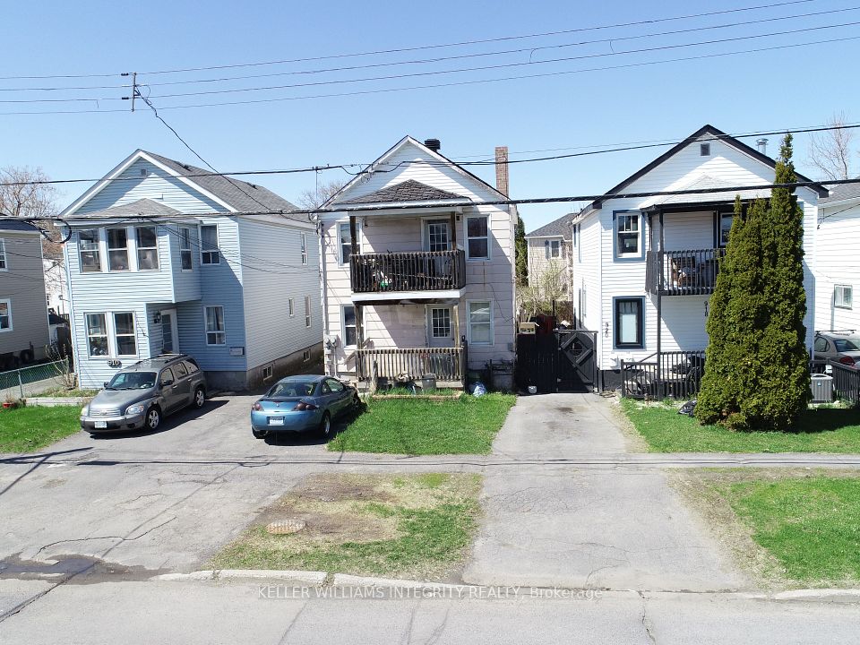 916 1st