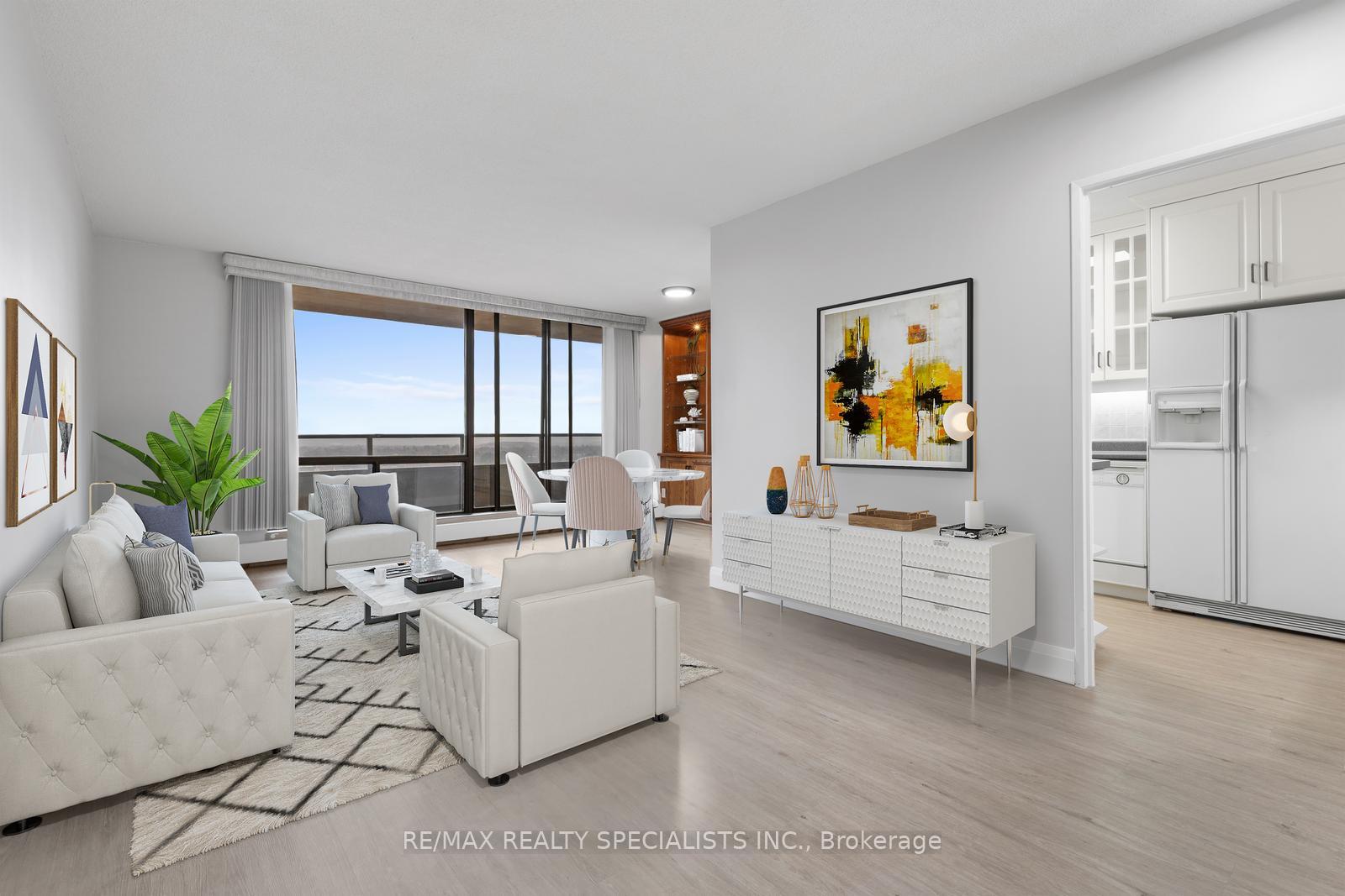 2 Bedrooms Condo at 2929 Aquitaine, Mississauga For sale