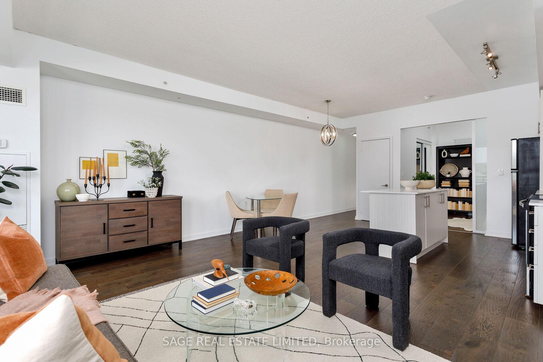 2 Bedrooms Condo at 760 The Queensway, Toronto For sale
